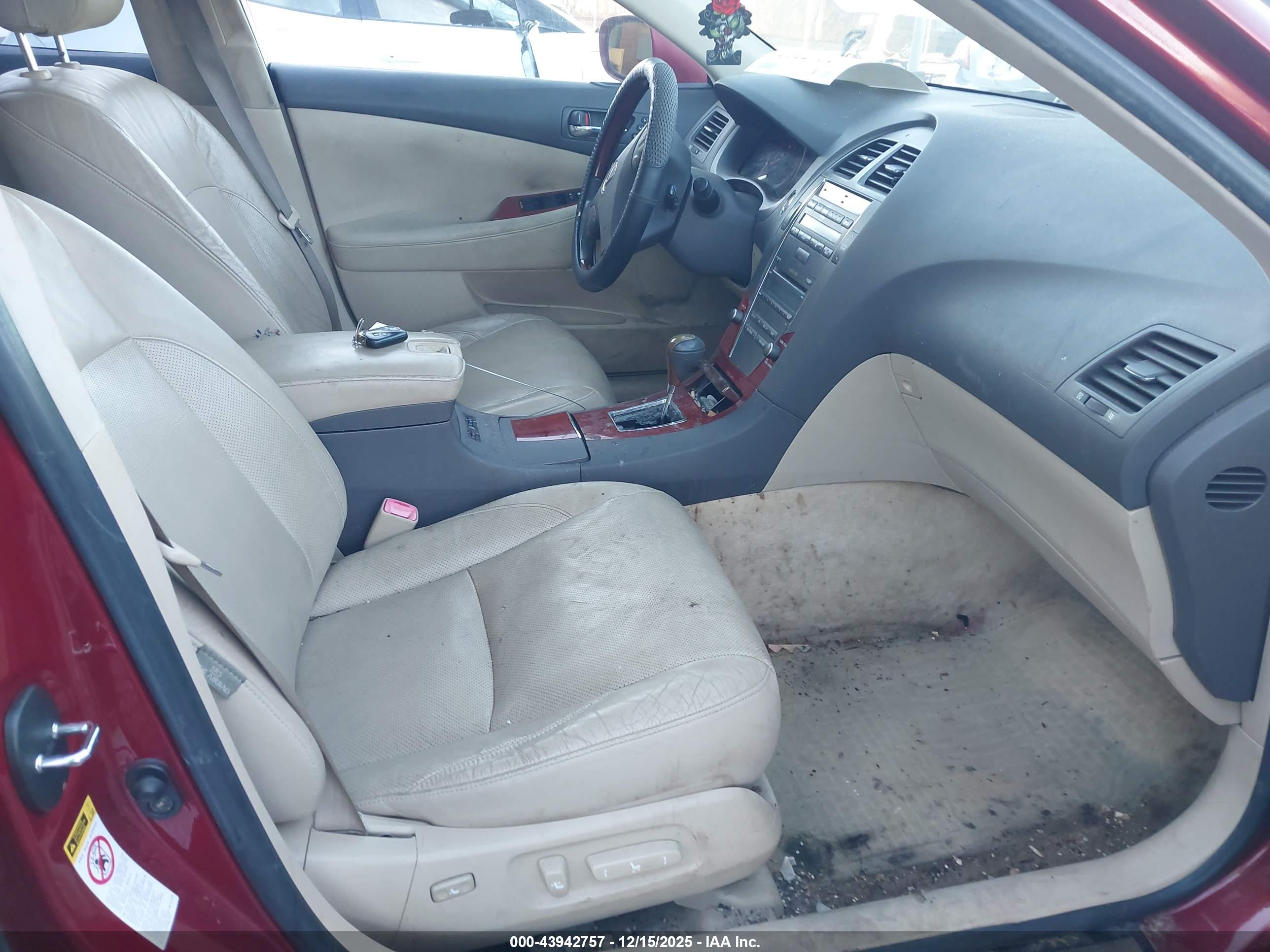 LEXUS ES image 5