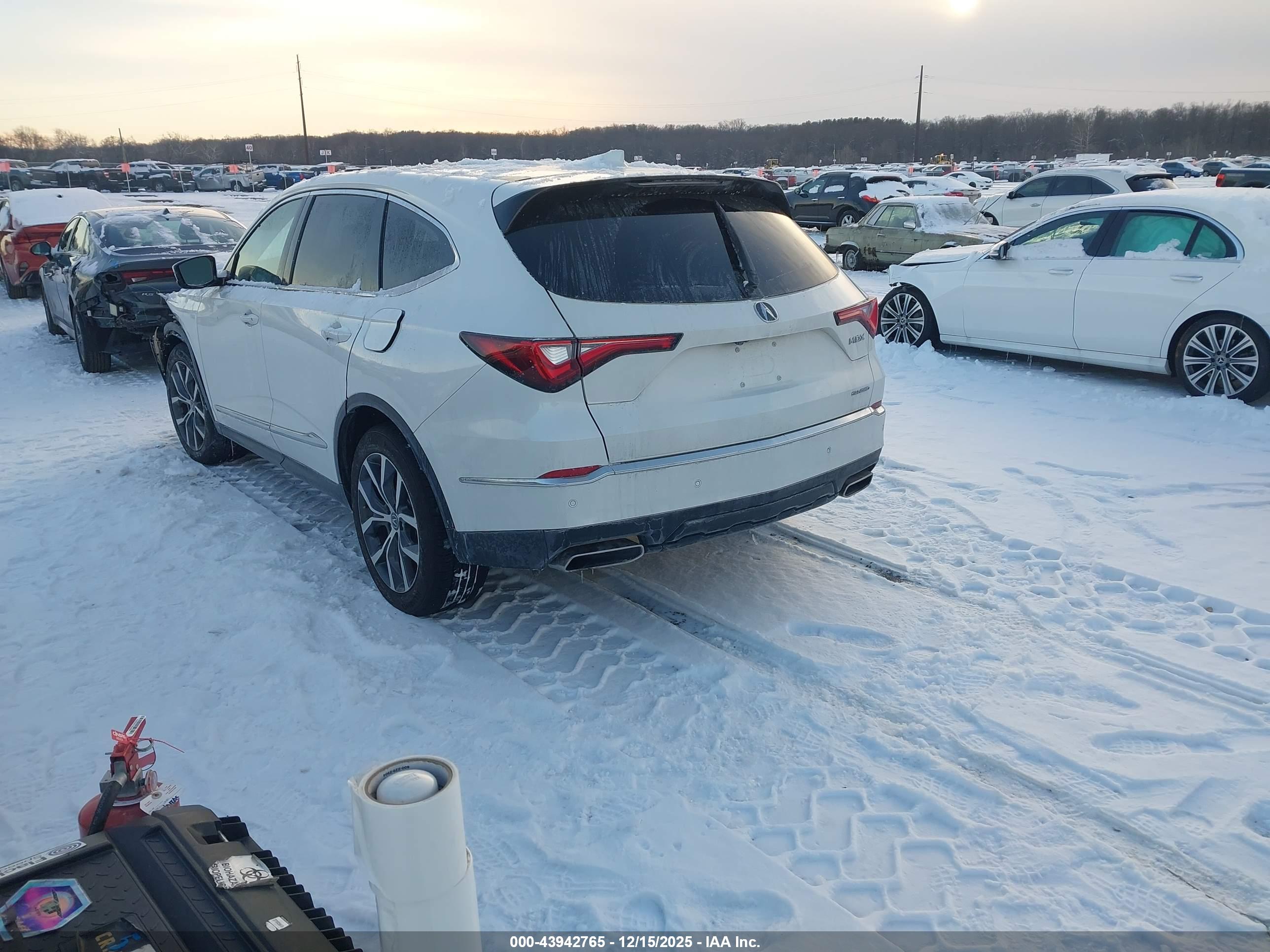 ACURA MDX image 3