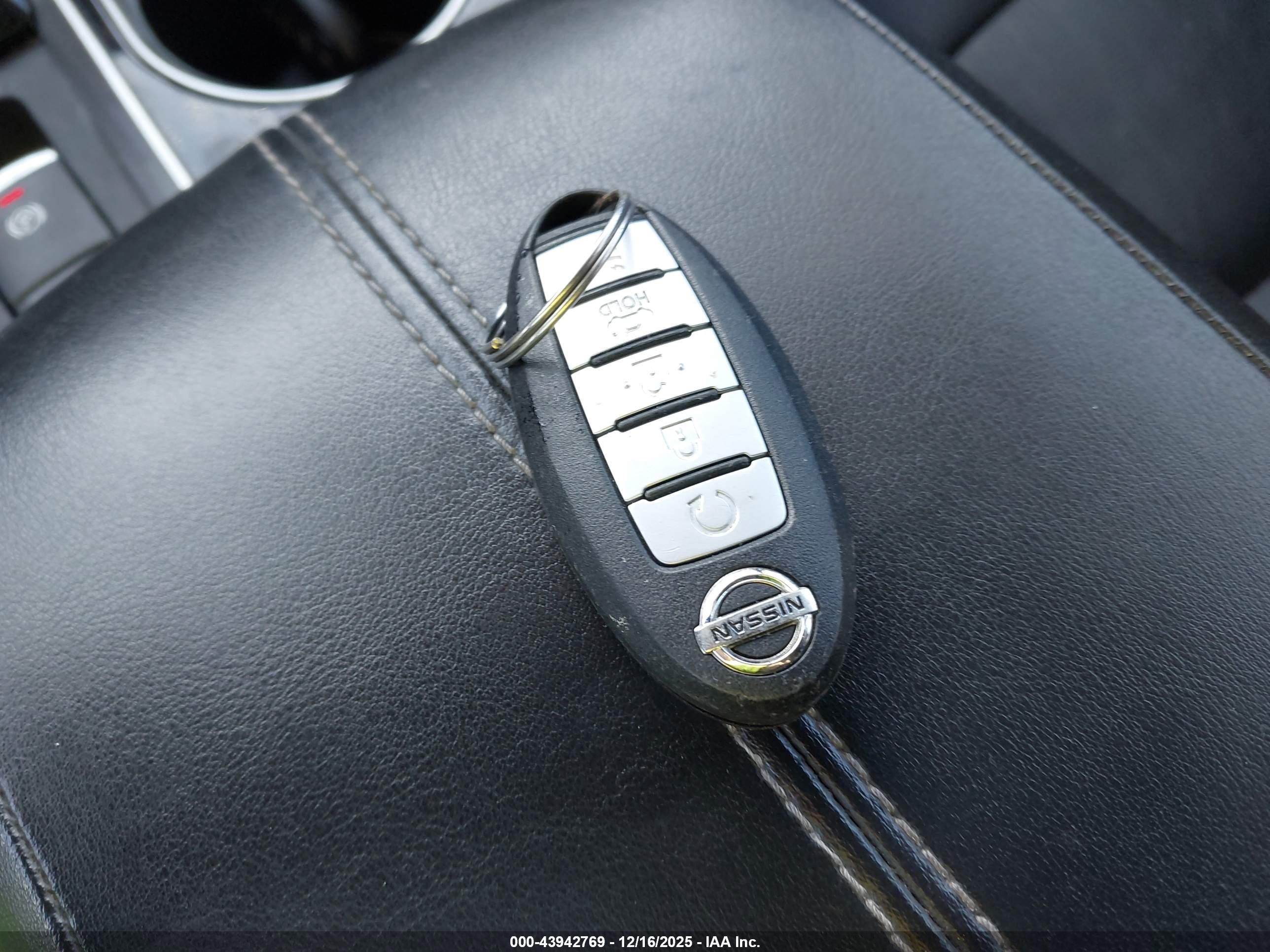 NISSAN ALTIMA image 11