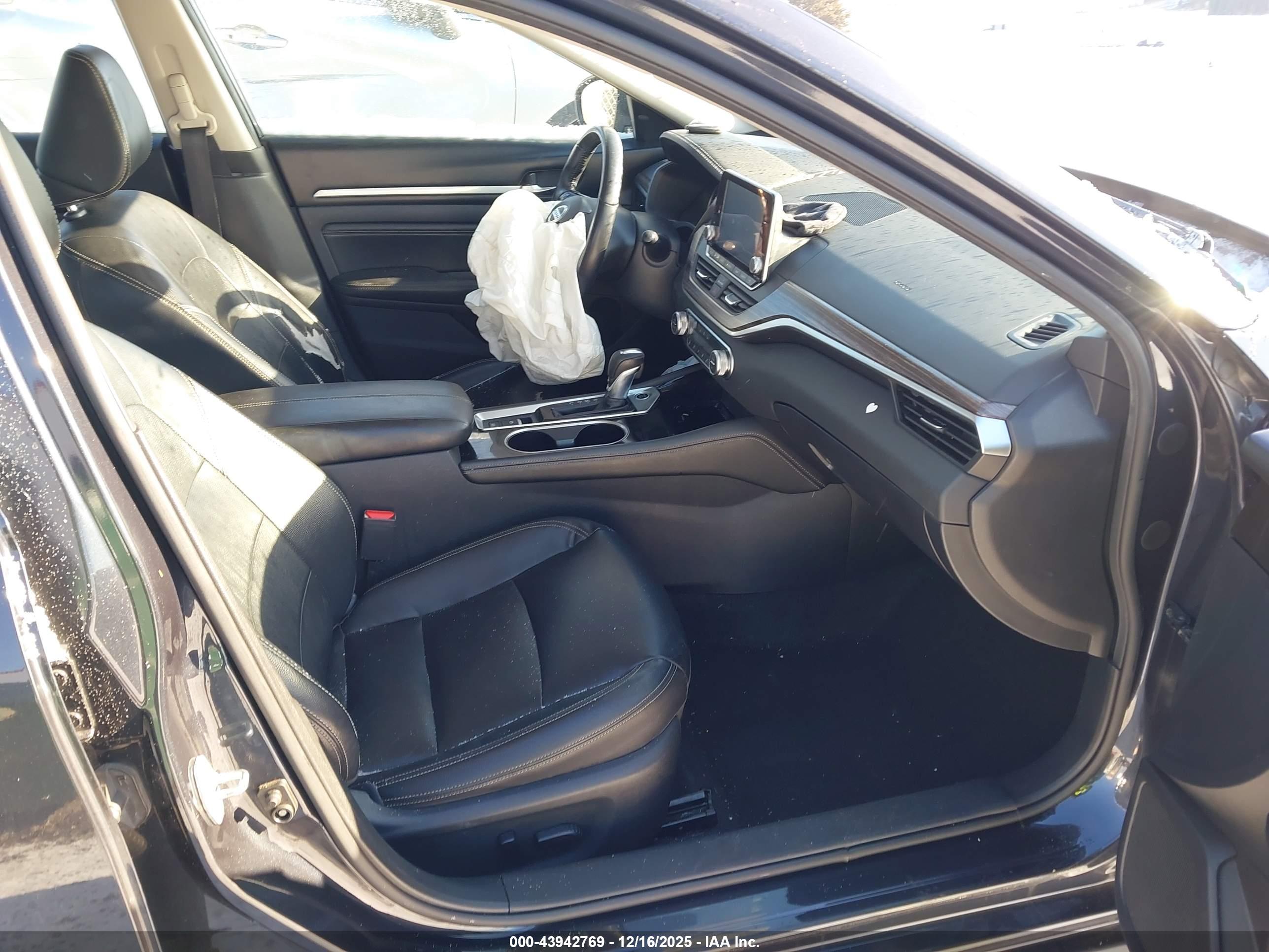 NISSAN ALTIMA image 5