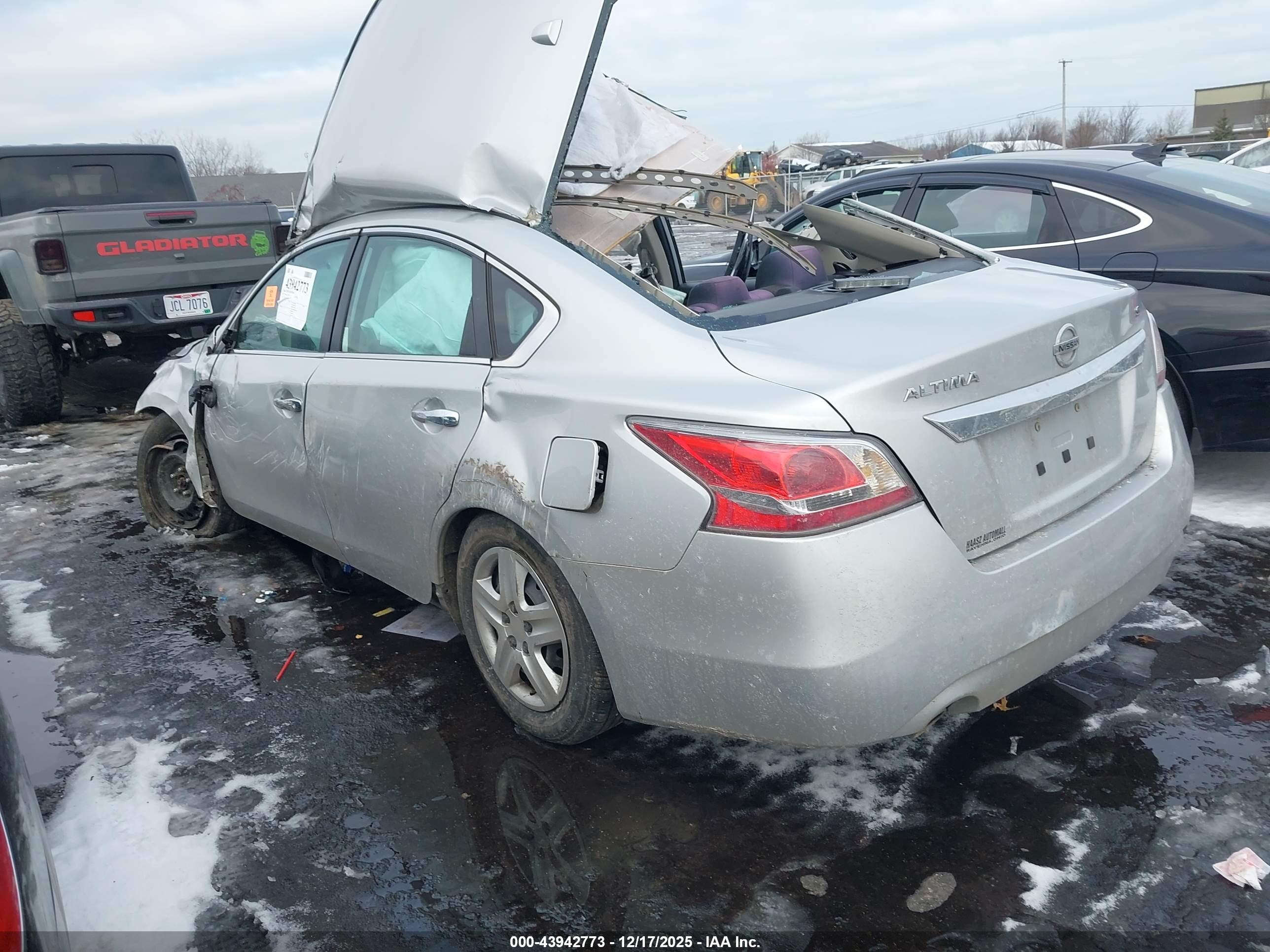 NISSAN ALTIMA image 3