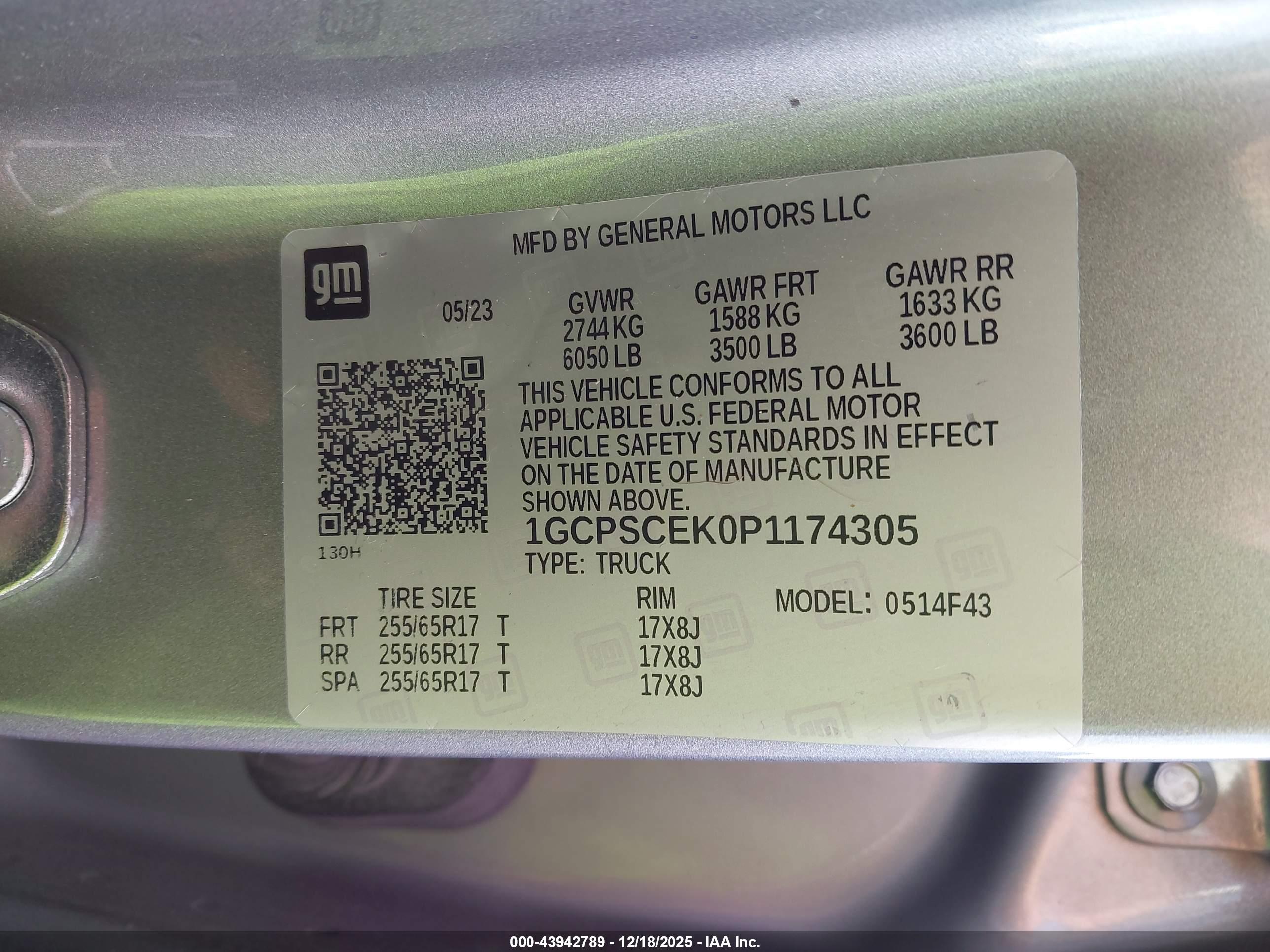 CHEVROLET COLORADO image 9