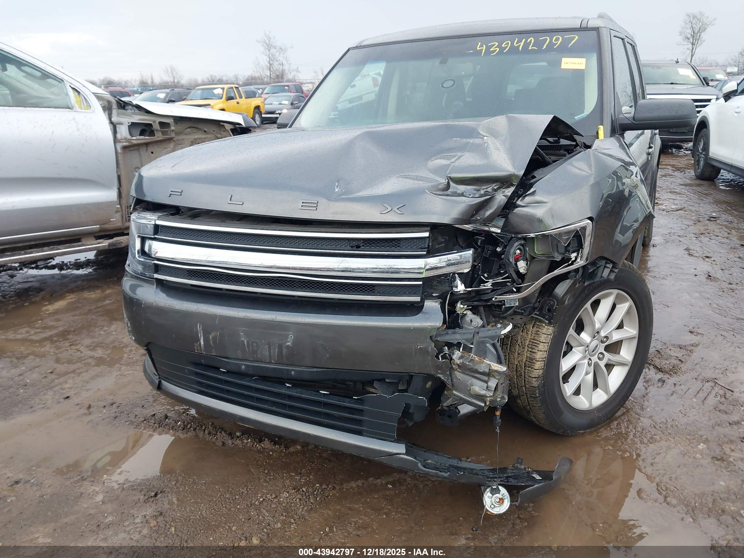 FORD FLEX image 6