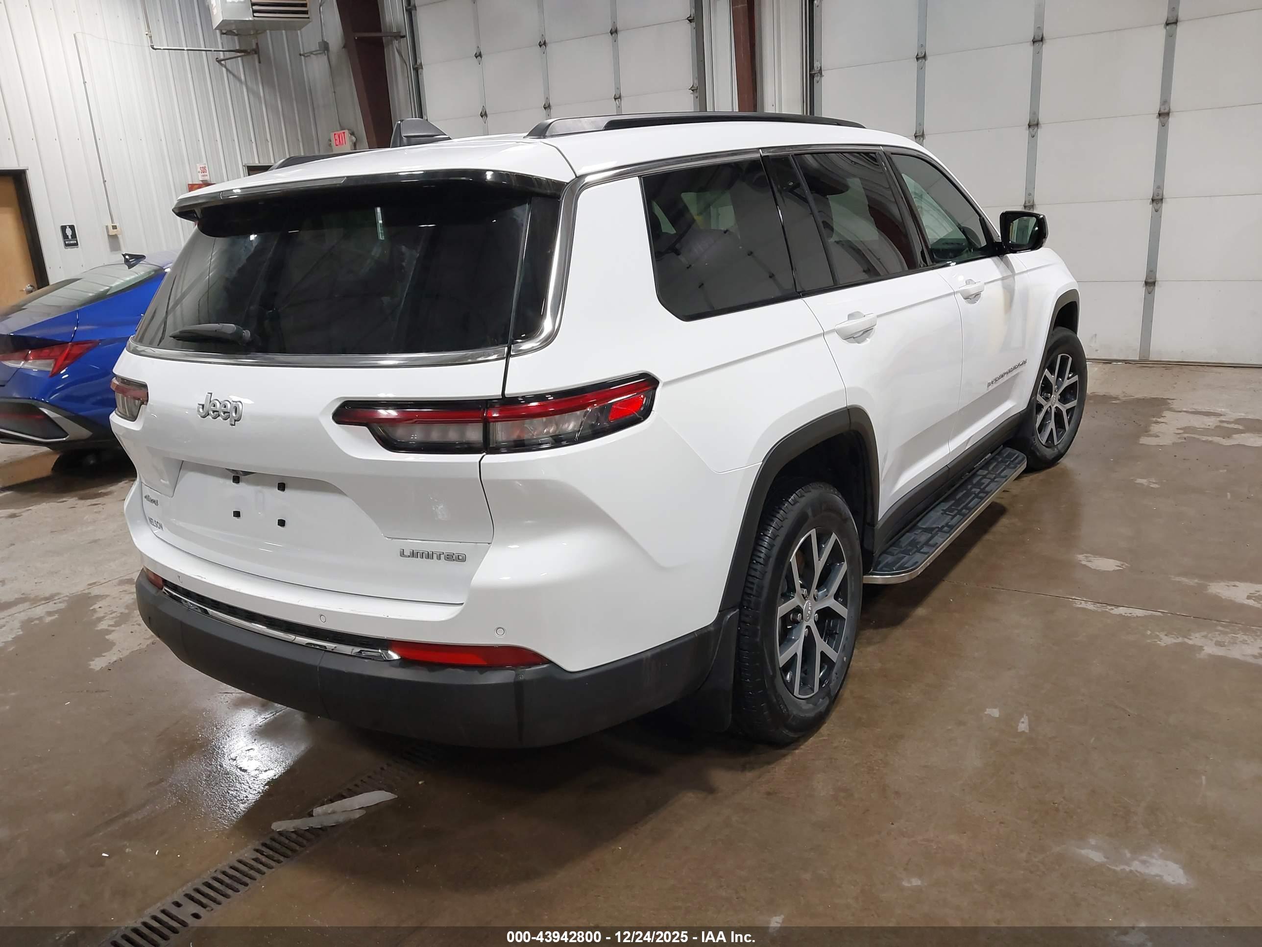 JEEP GRAND image 4