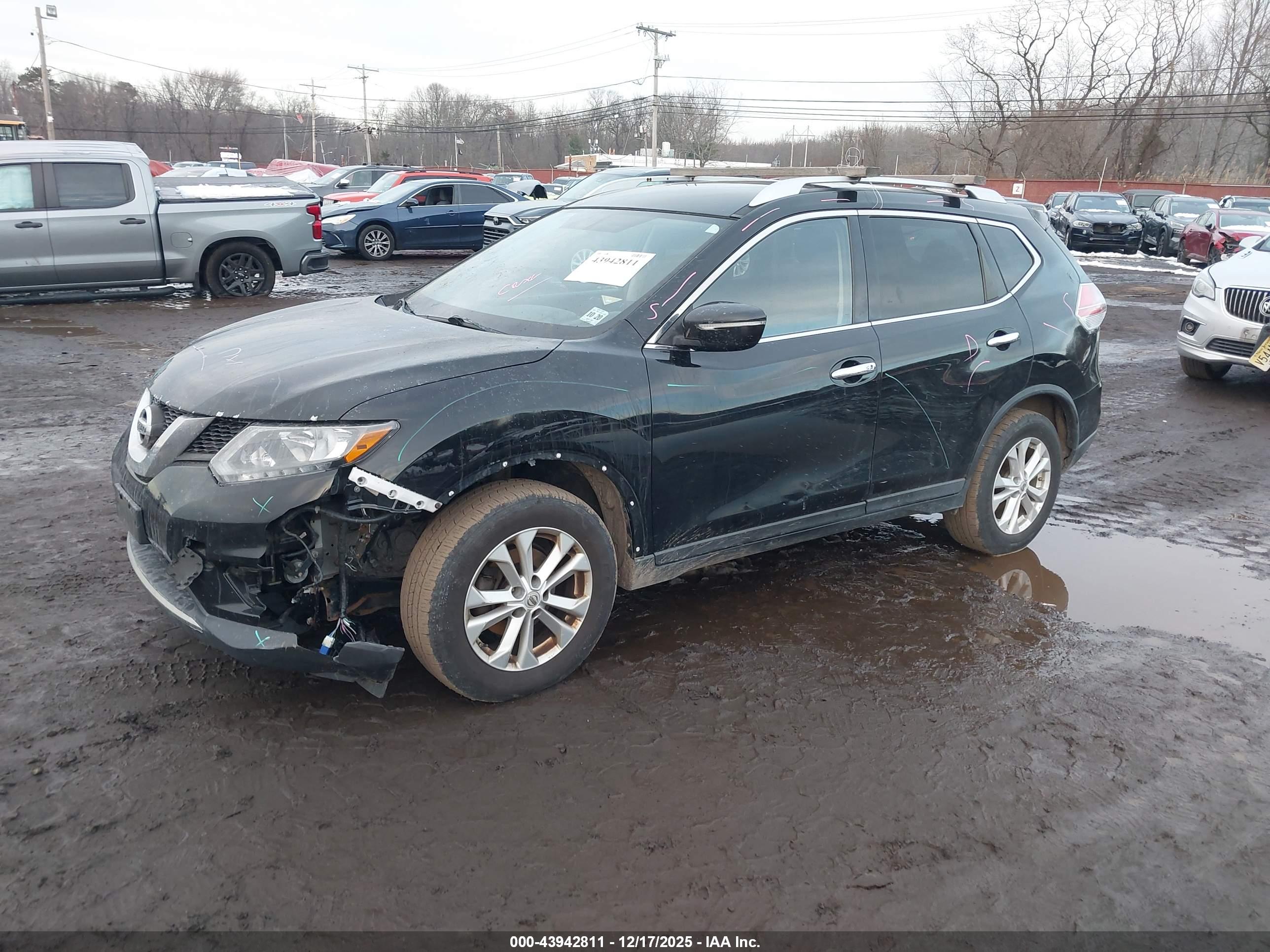 NISSAN ROGUE image 6