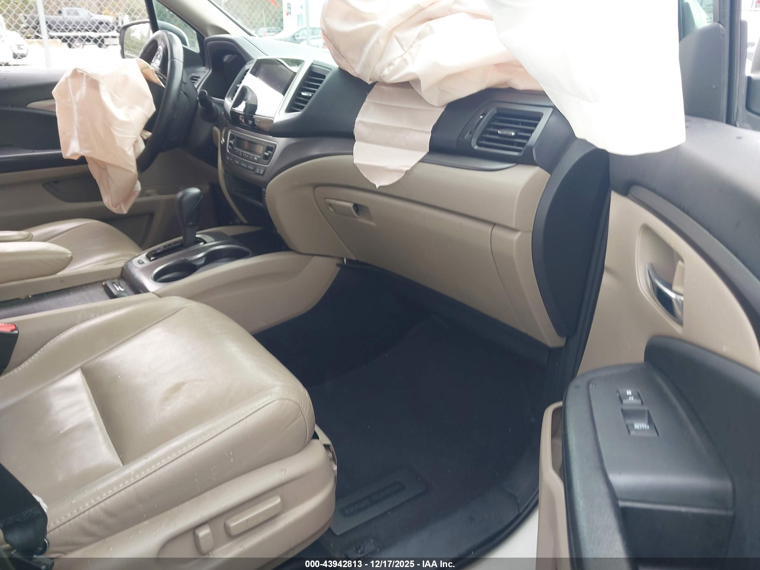 HONDA PILOT image 5