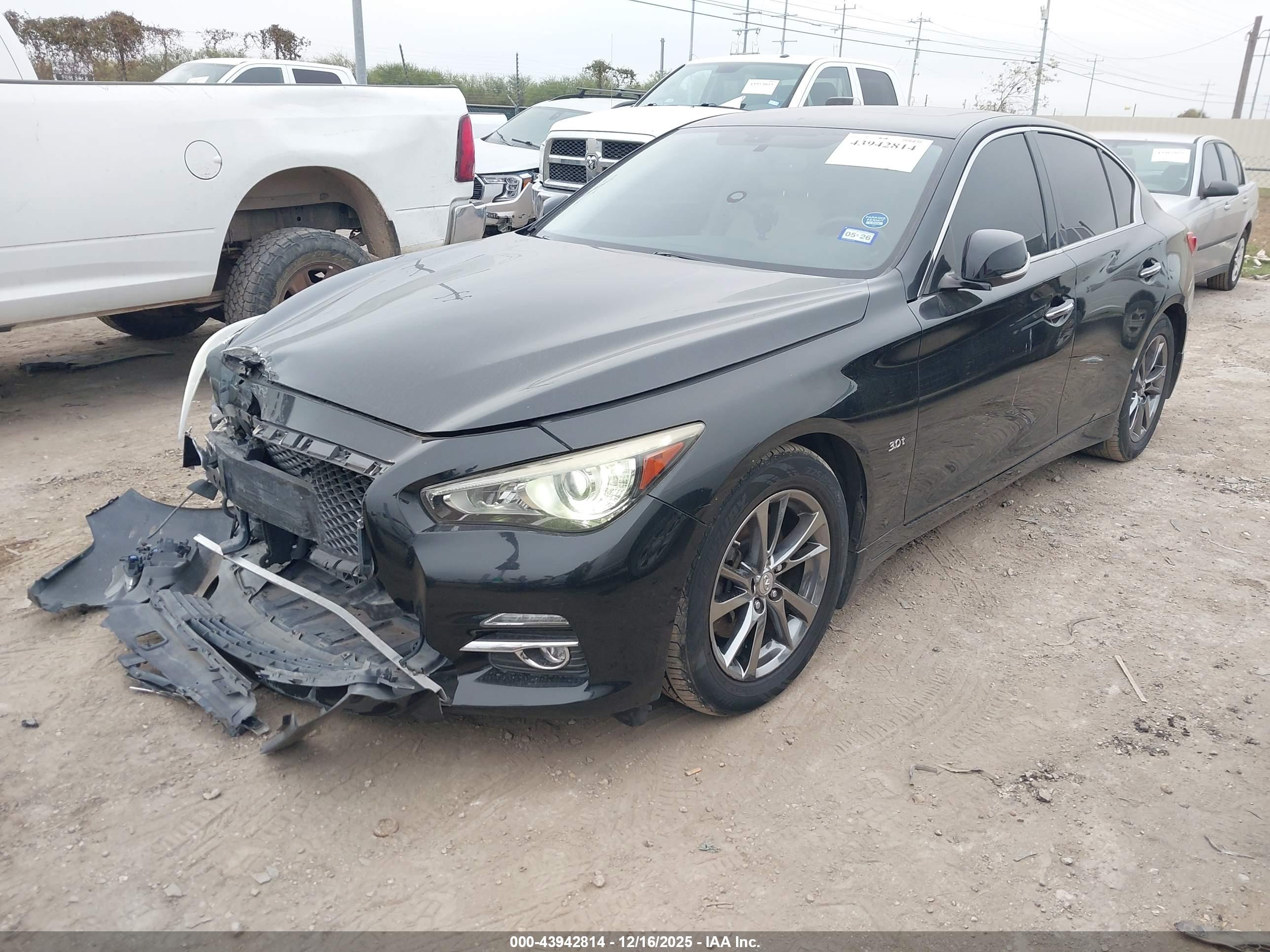 INFINITI Q50 image 2