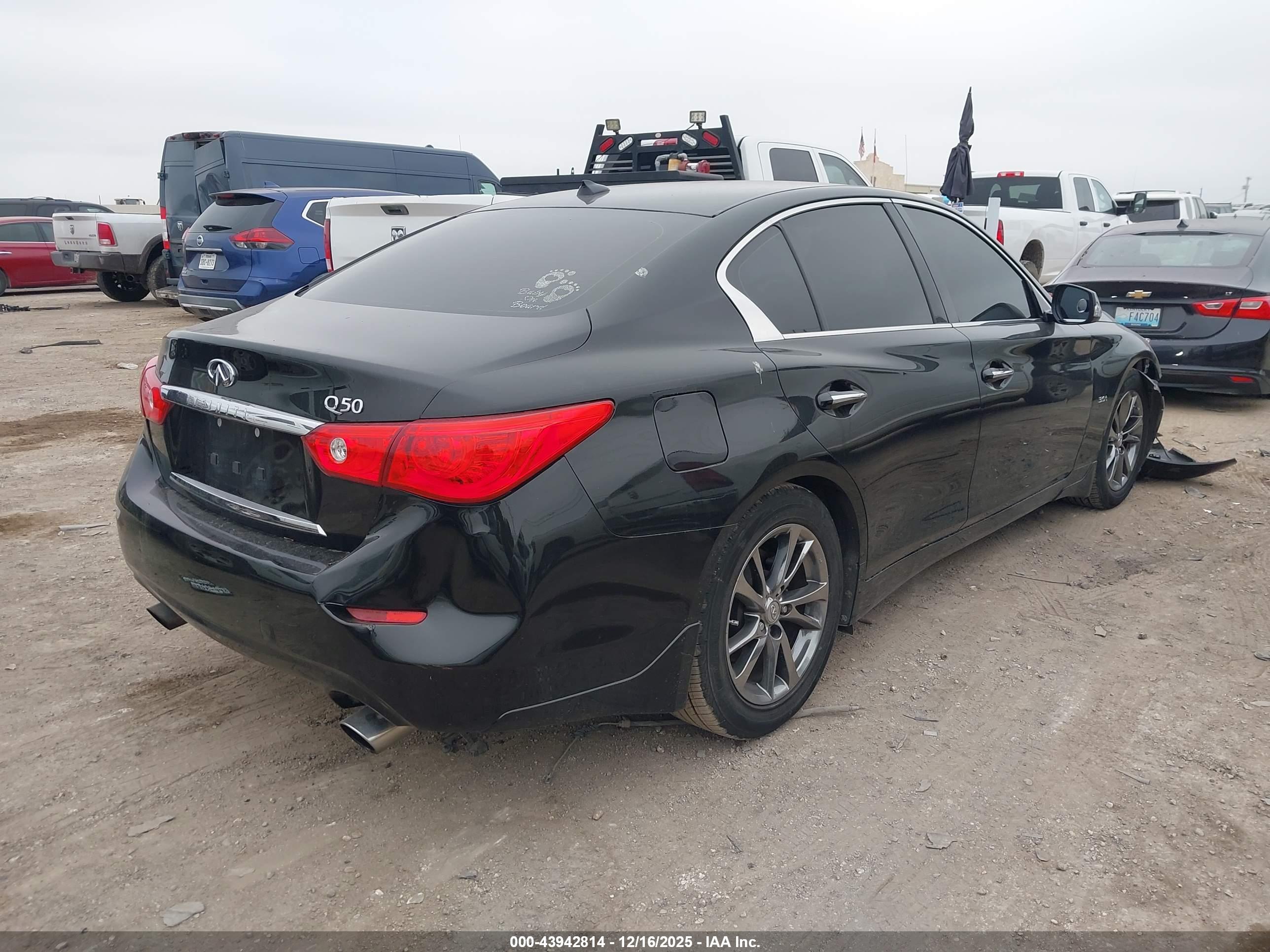 INFINITI Q50 image 4