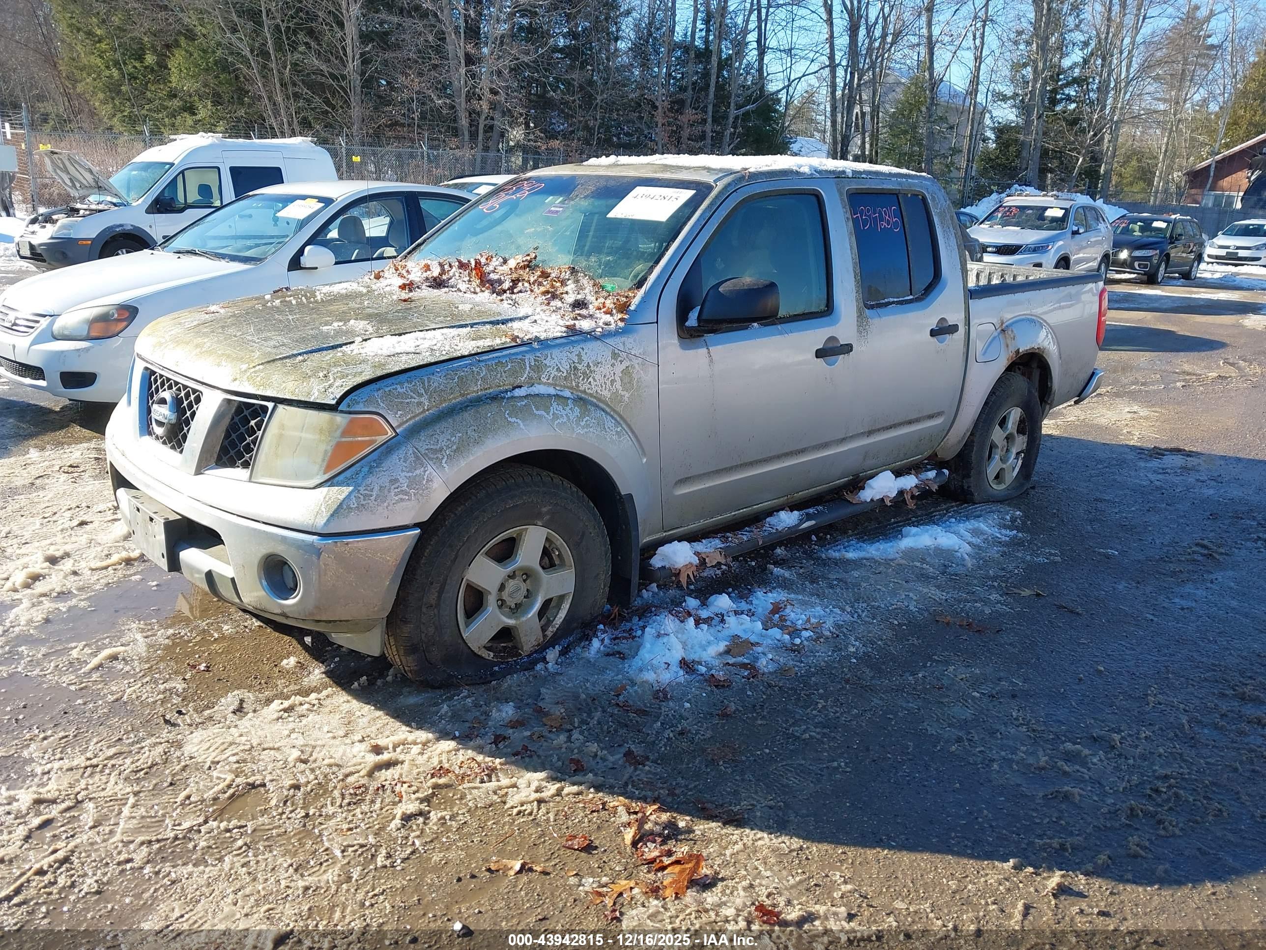 NISSAN FRONTIER image 2