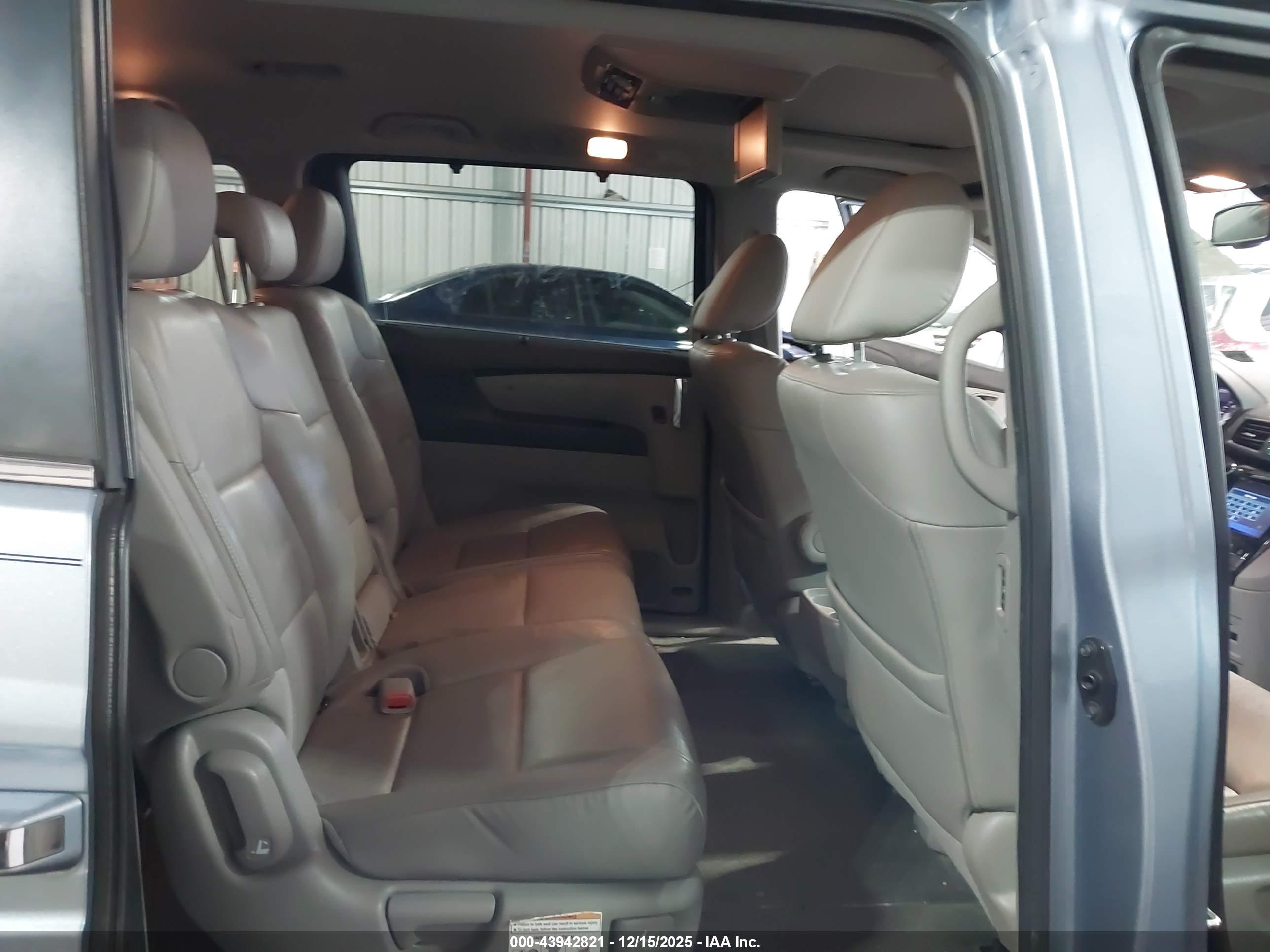 HONDA ODYSSEY image 8