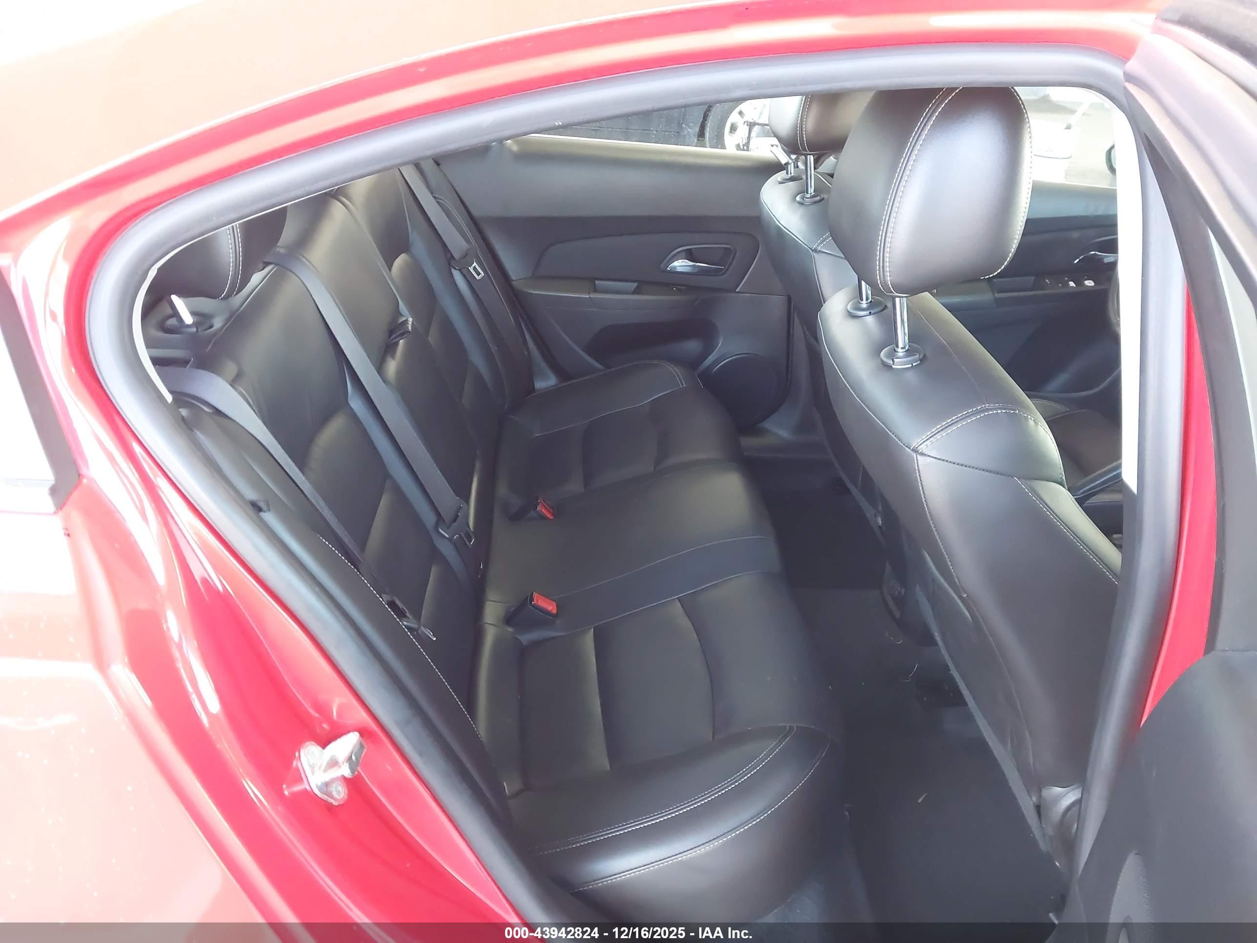 CHEVROLET CRUZE image 8