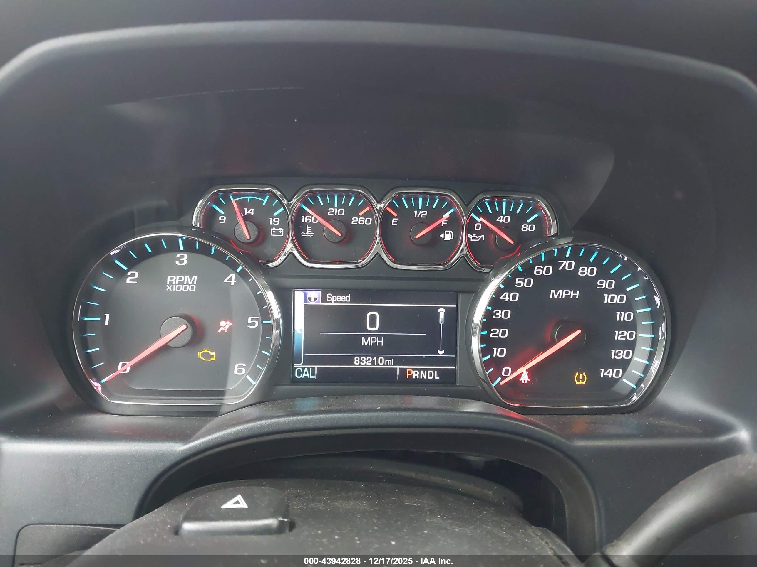 CHEVROLET SILVERADO image 7