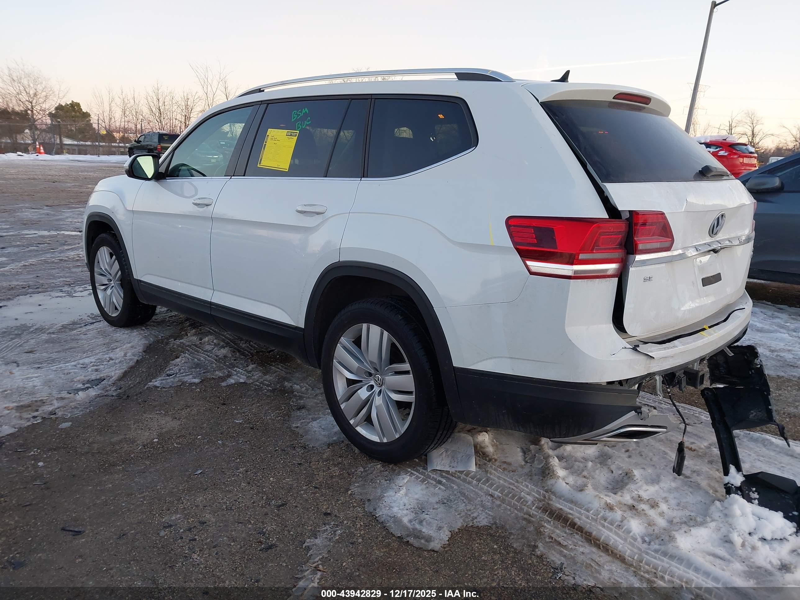 VOLKSWAGEN ATLAS image 3