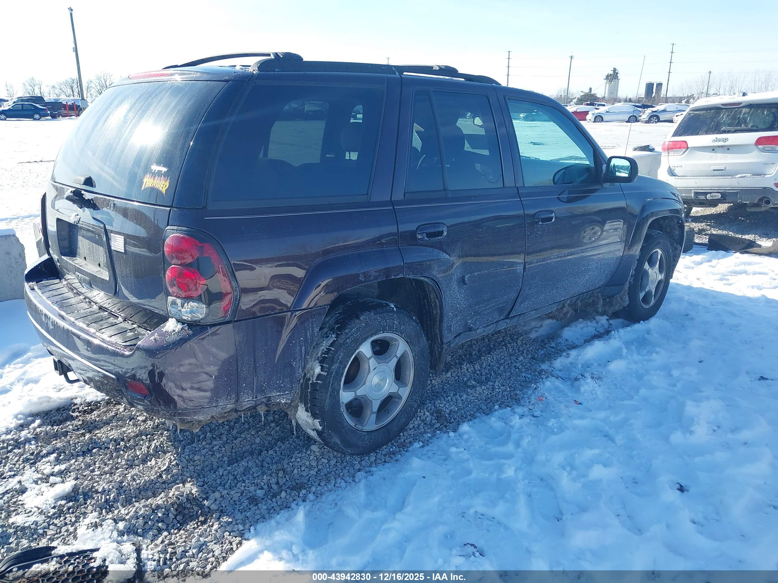 CHEVROLET TRAILBLAZER image 4