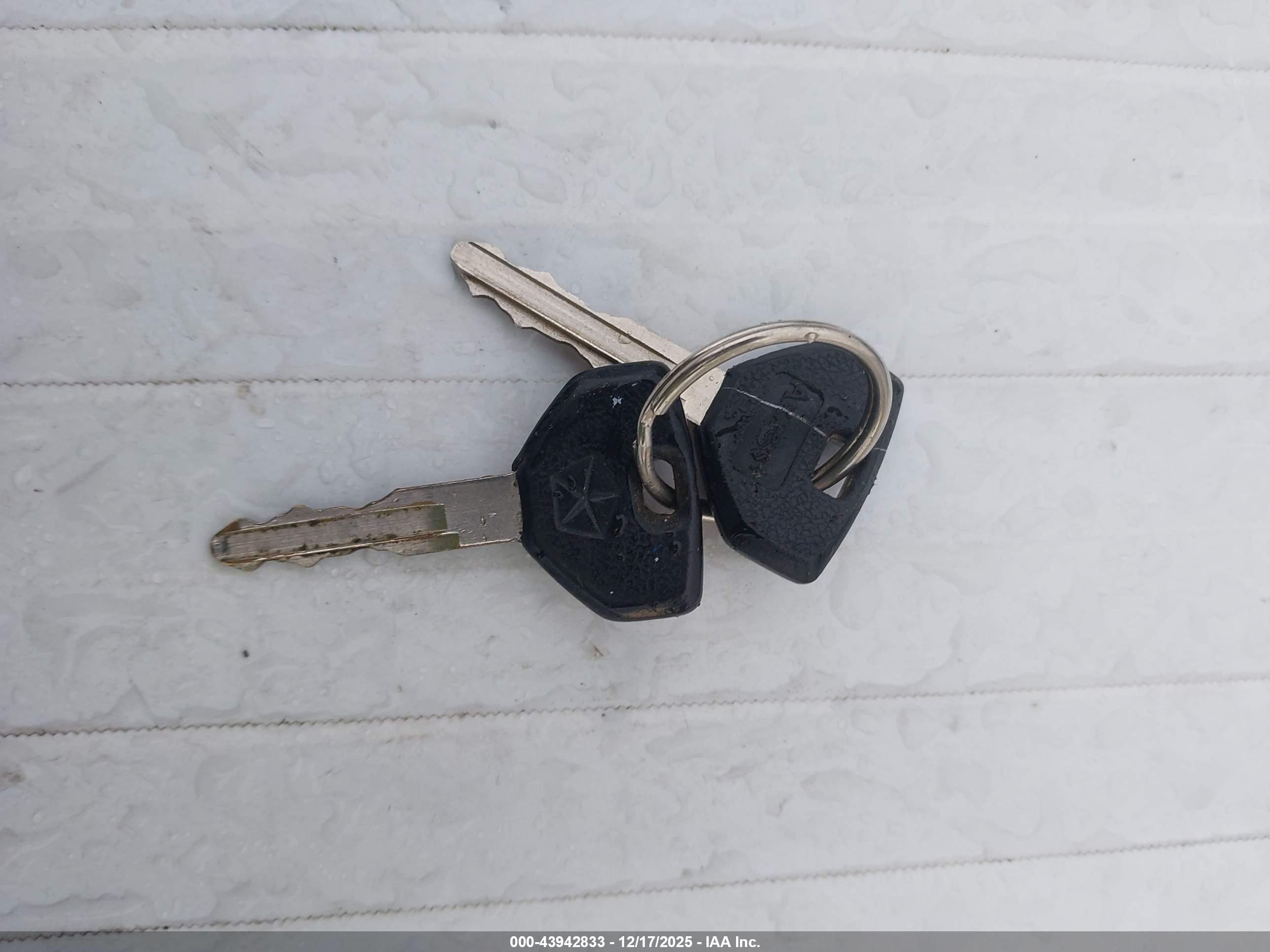 DODGE STRATUS image 11