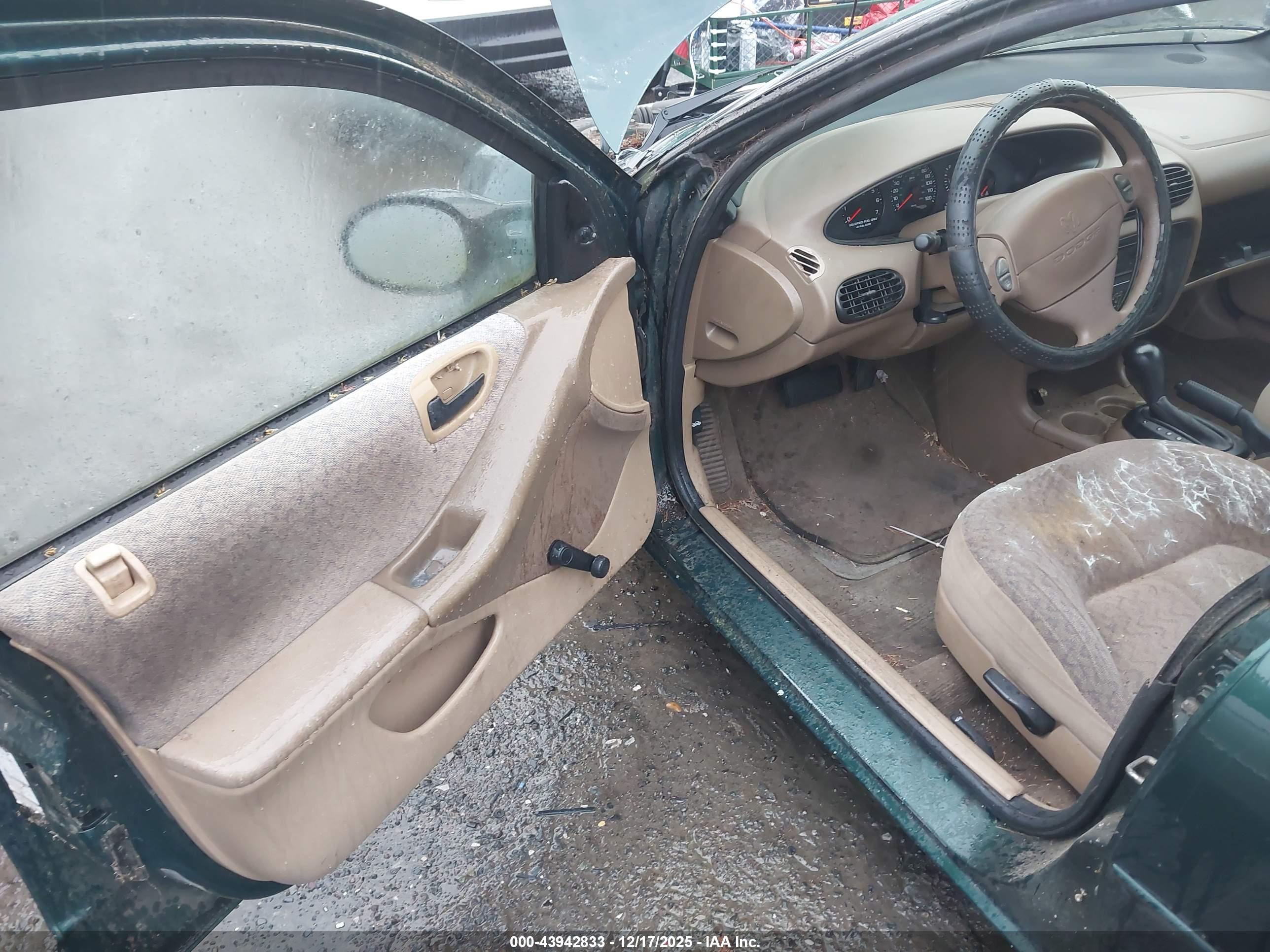 DODGE STRATUS image 6
