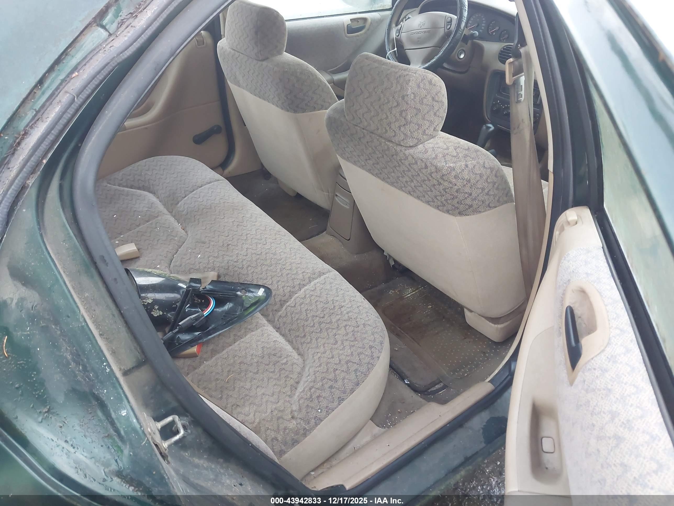 DODGE STRATUS image 8