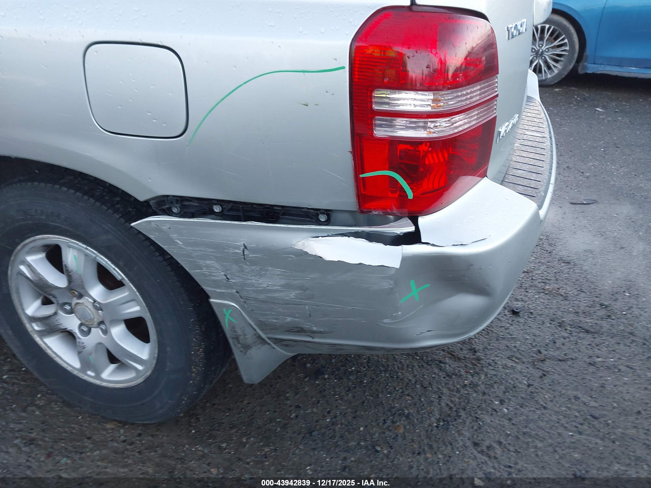 TOYOTA HIGHLANDER image 6
