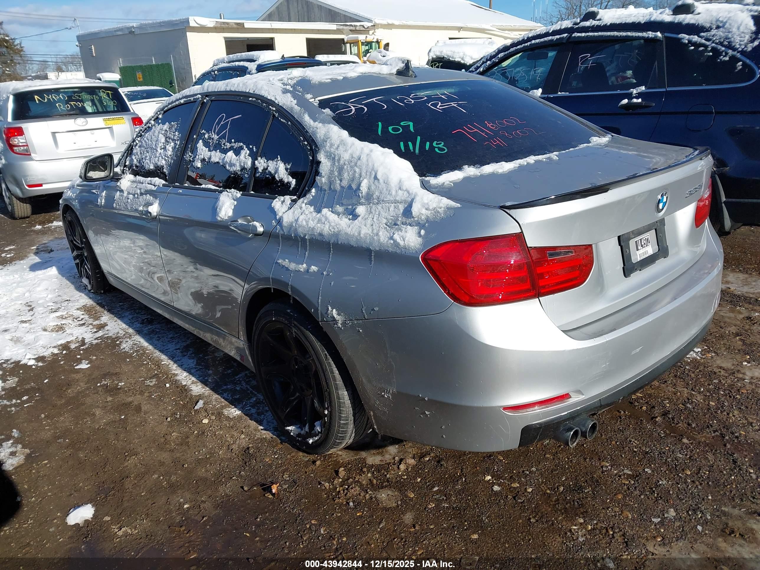 BMW 328I image 3