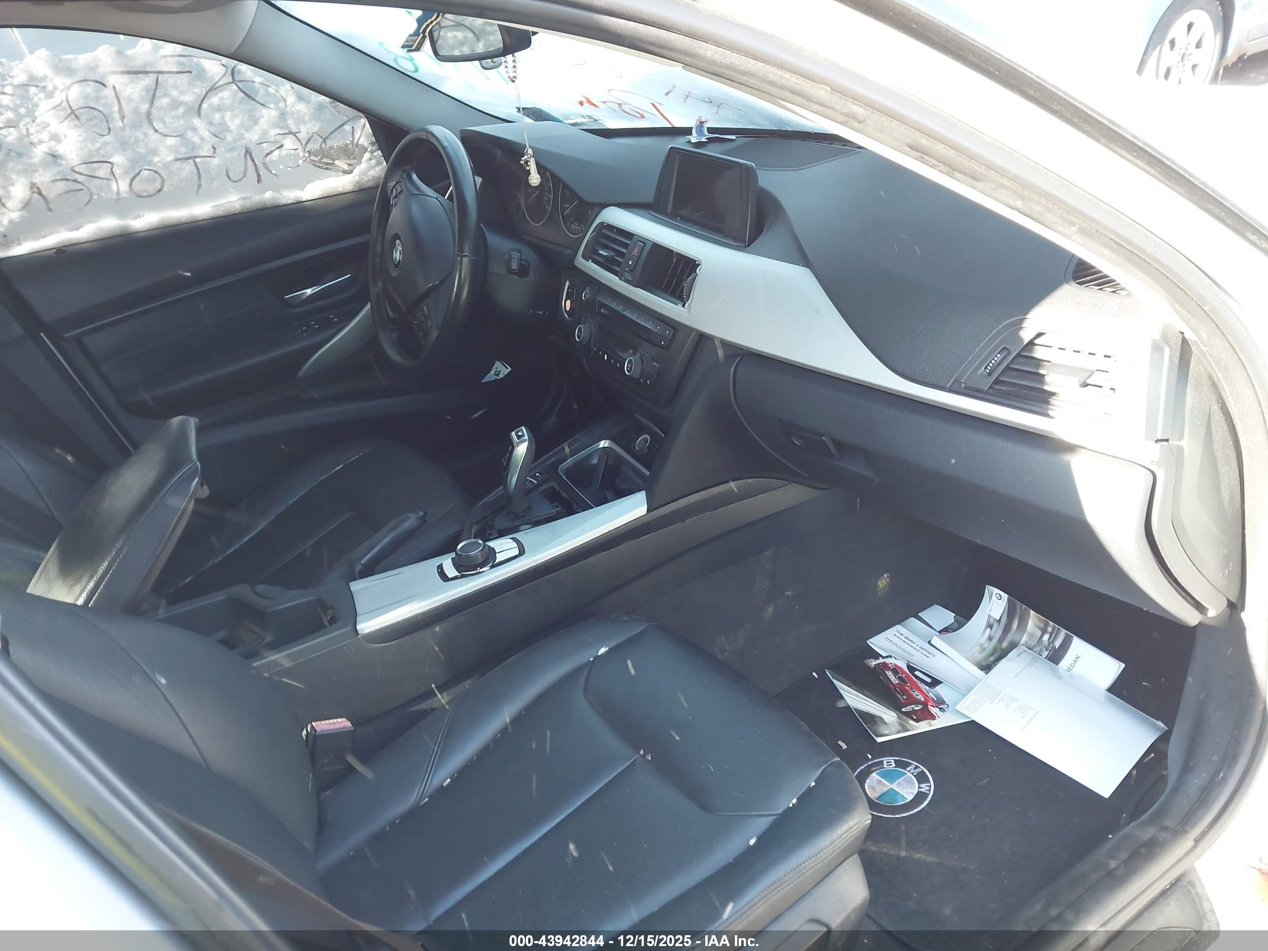 BMW 328I image 5