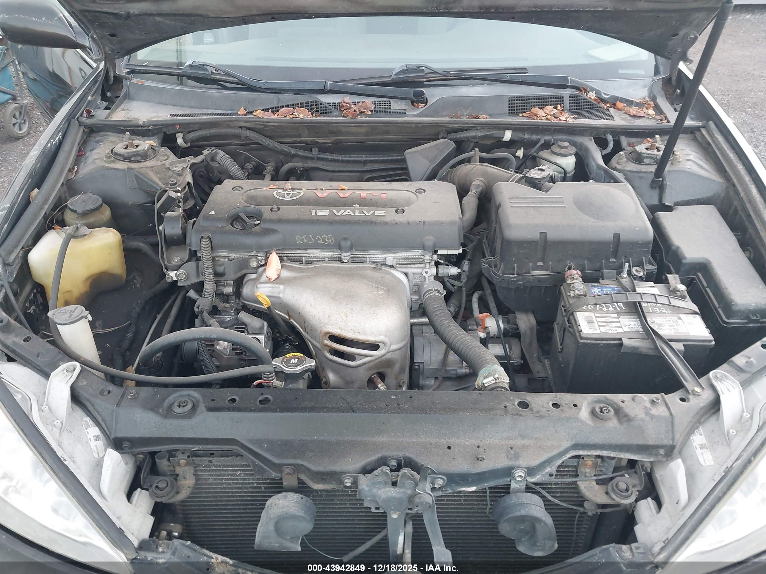 TOYOTA CAMRY image 10