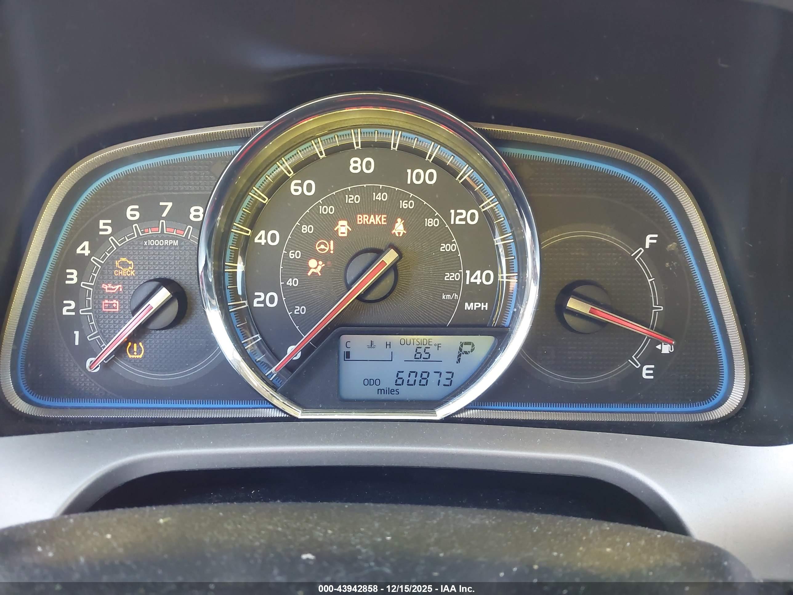 TOYOTA RAV4 image 7