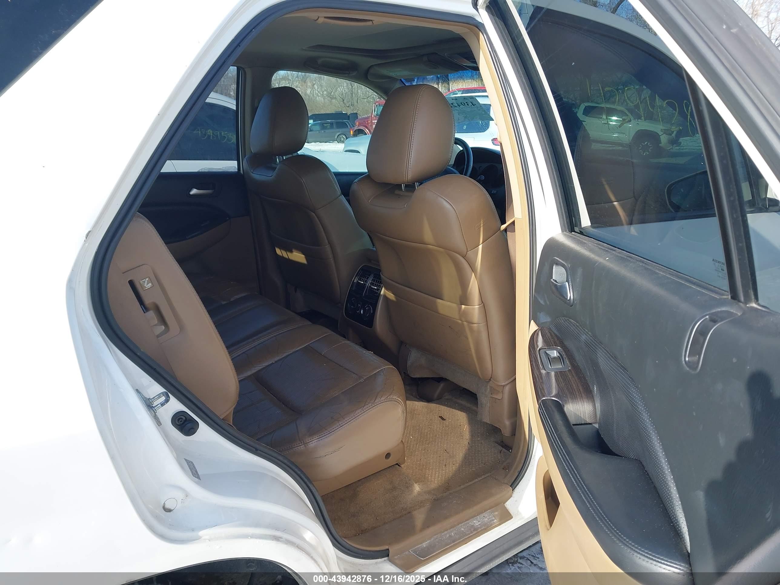 ACURA MDX image 8
