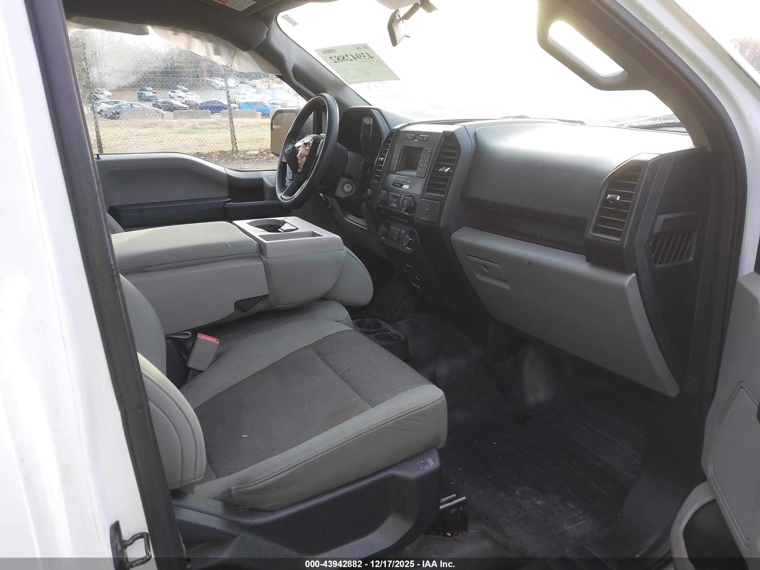 FORD F-150 image 5
