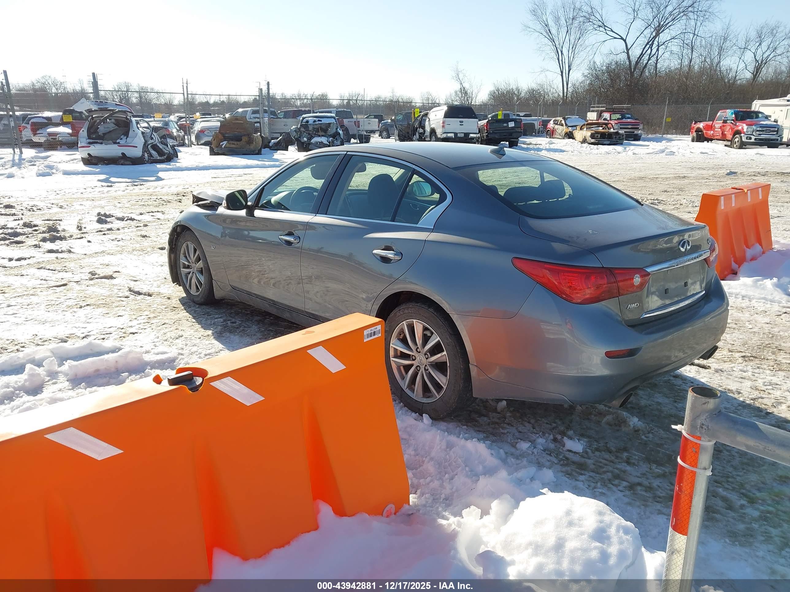 INFINITI Q50 image 3