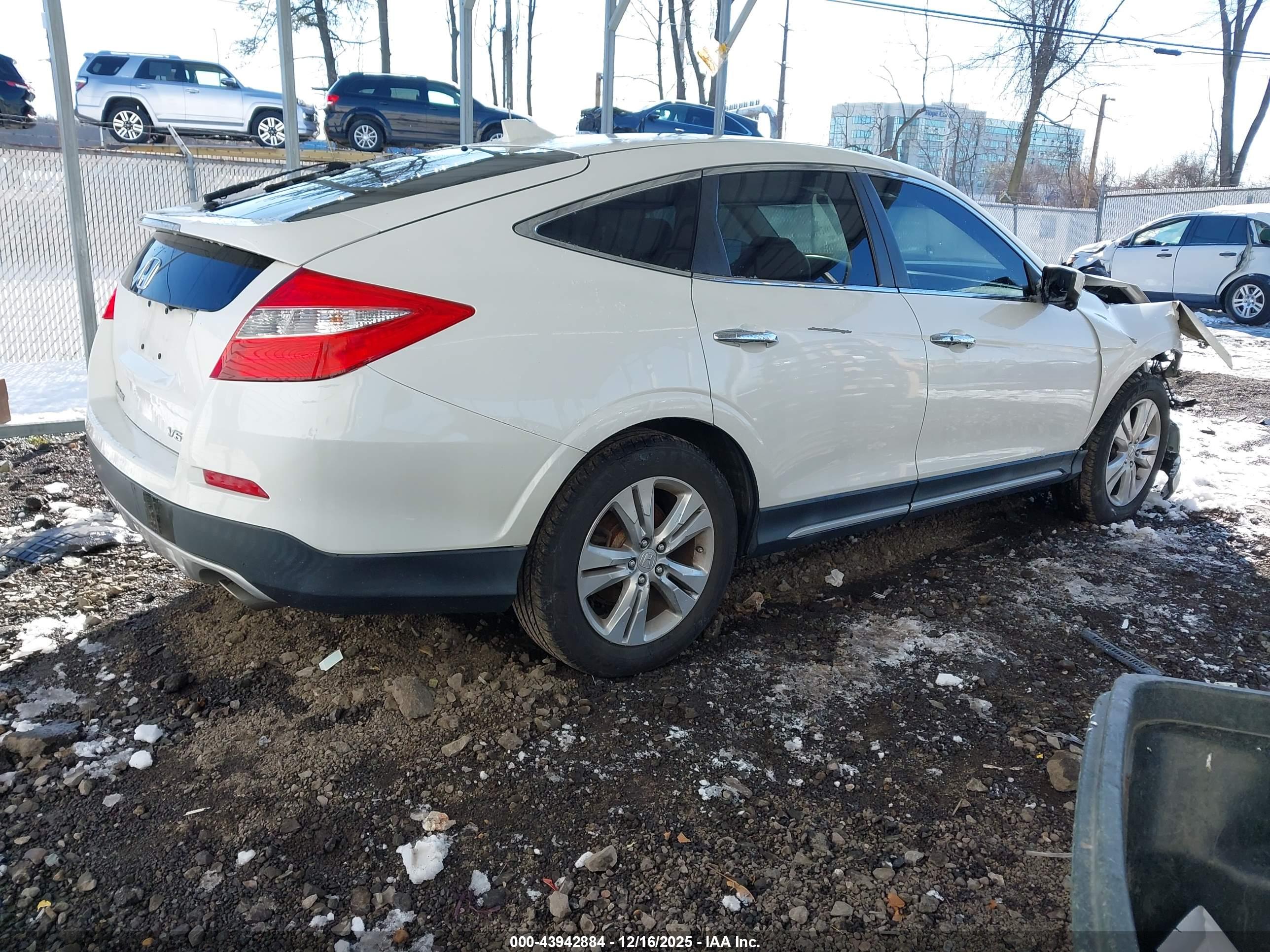 HONDA CROSSTOUR image 4