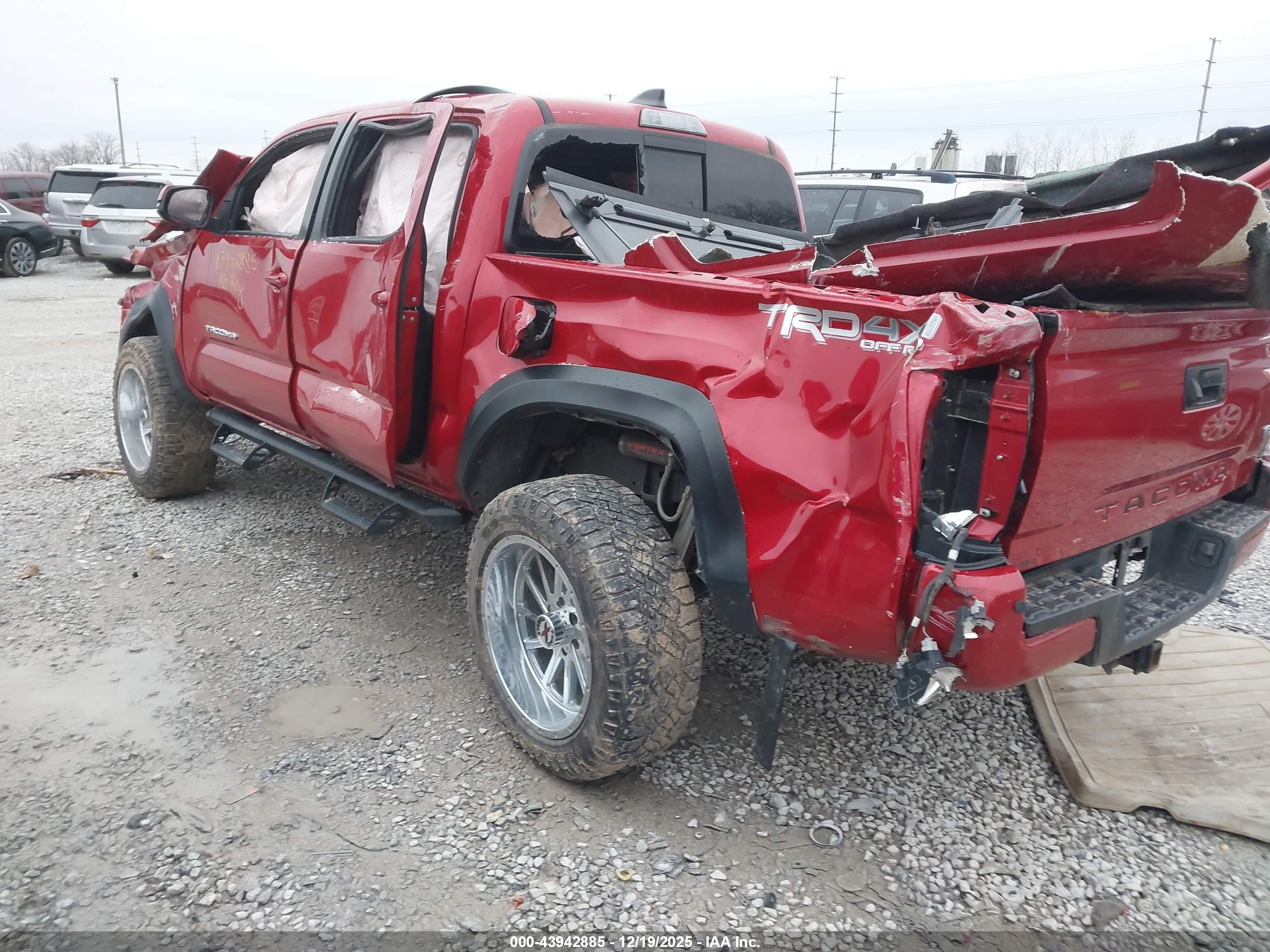 TOYOTA TACOMA image 3