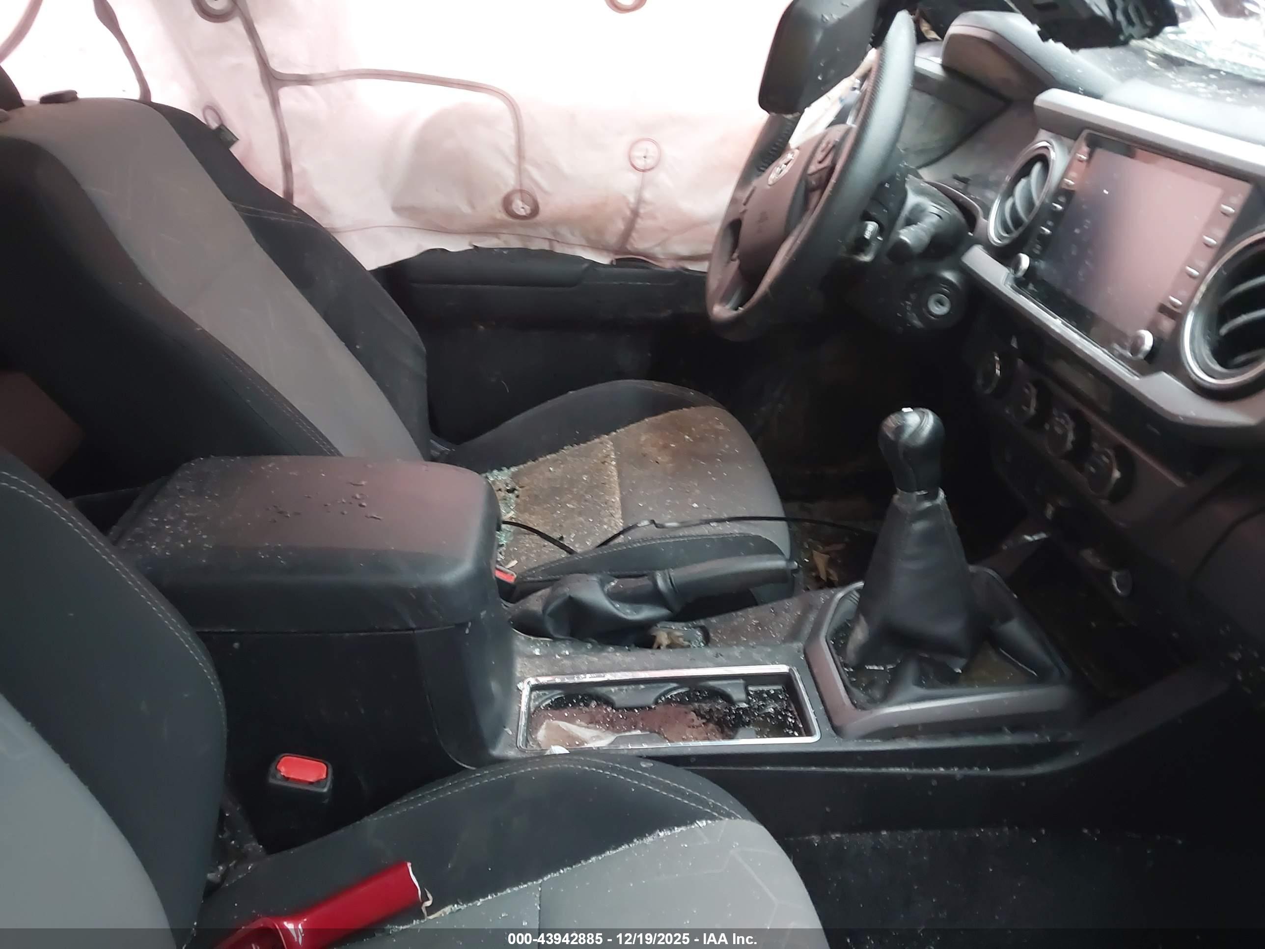 TOYOTA TACOMA image 5