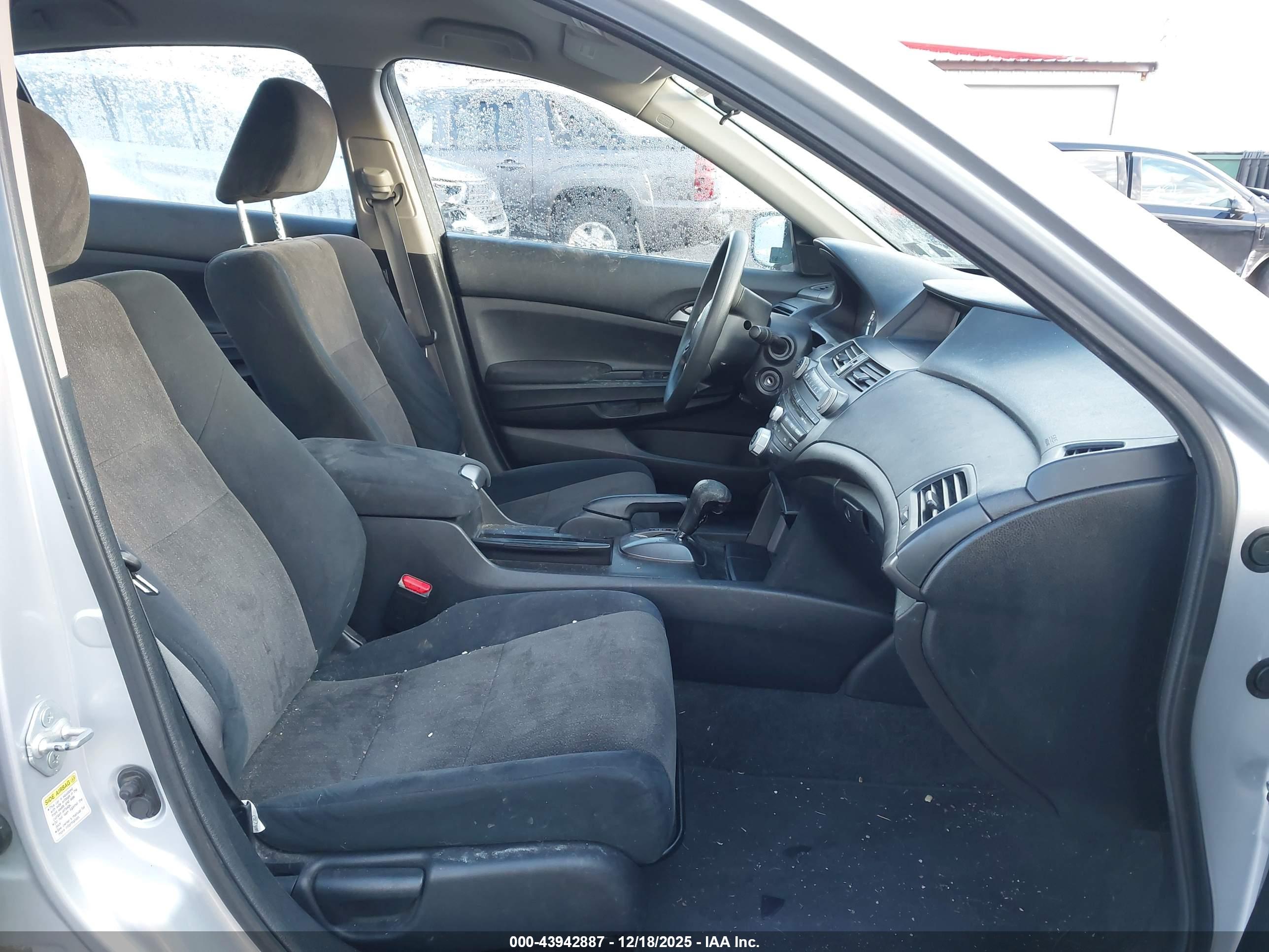 HONDA ACCORD image 5