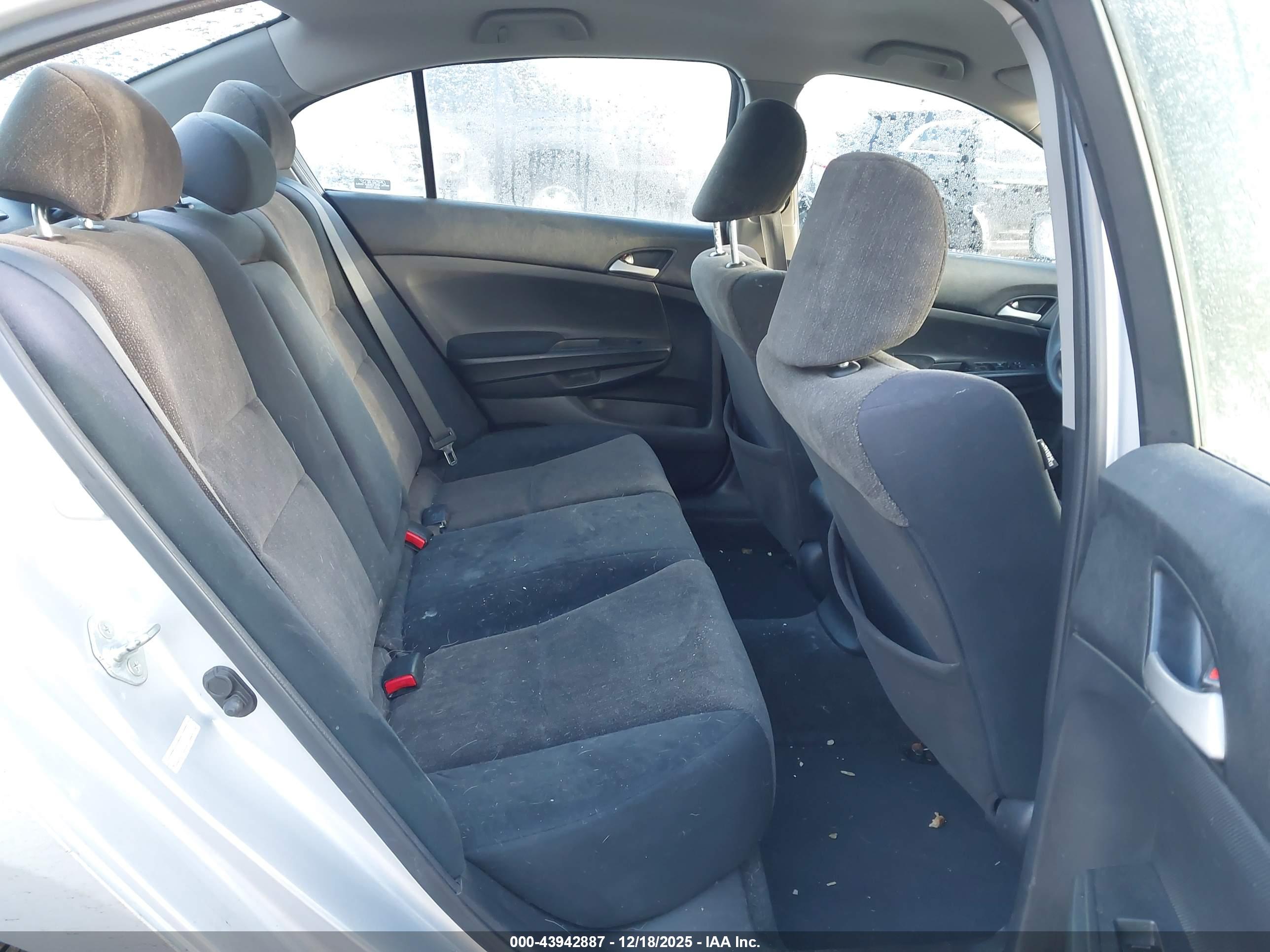 HONDA ACCORD image 8