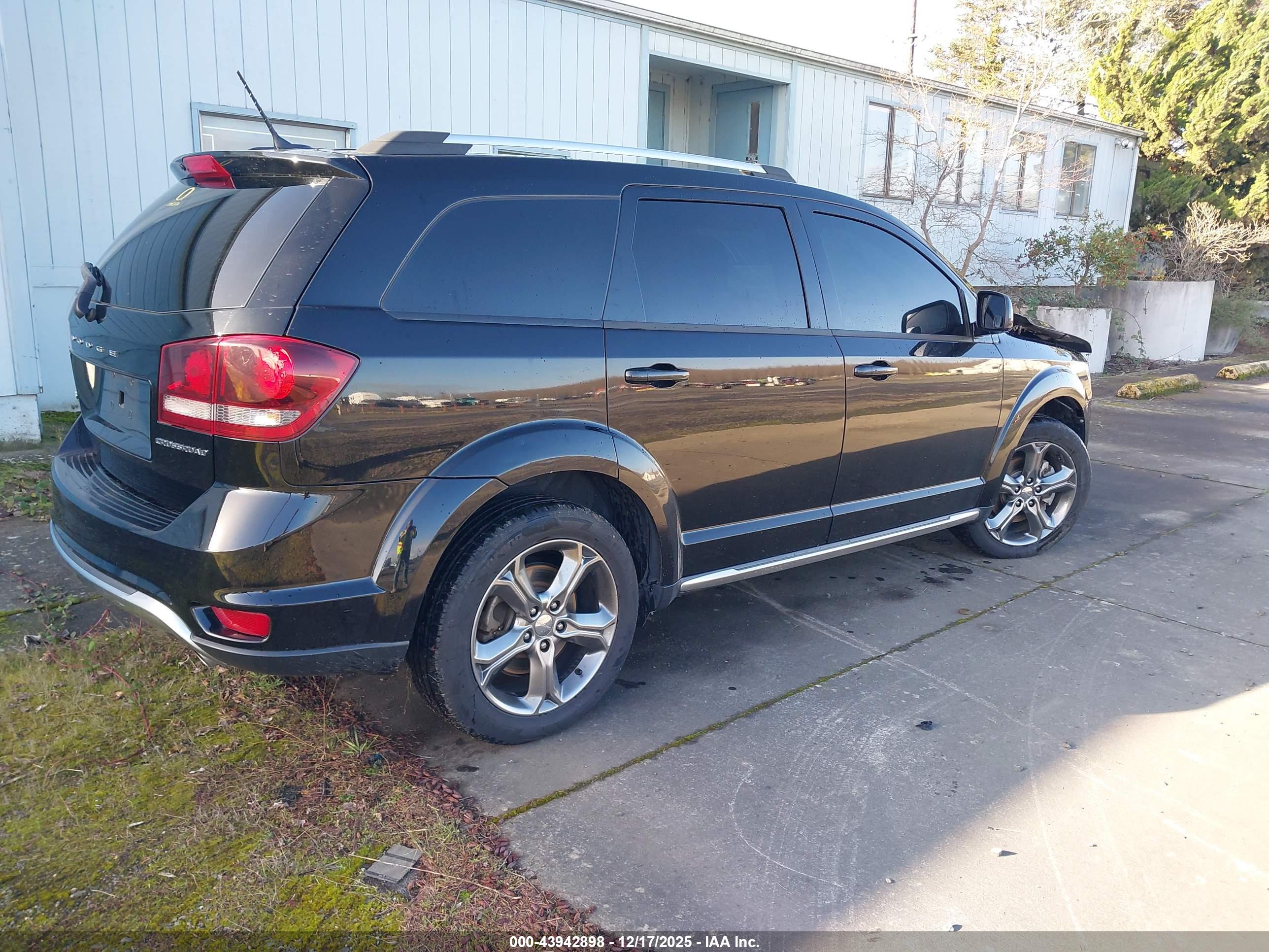 DODGE JOURNEY image 4