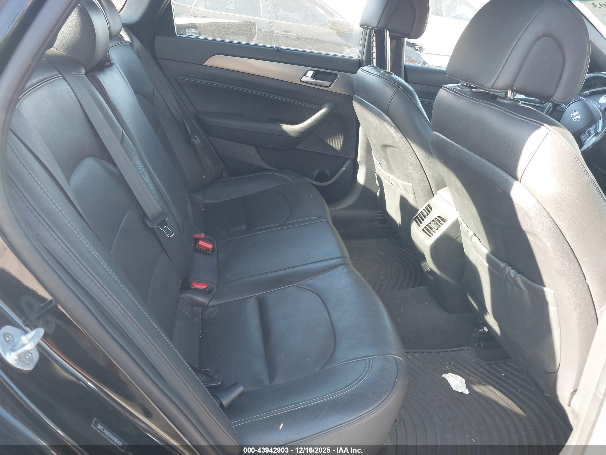HYUNDAI SONATA image 8
