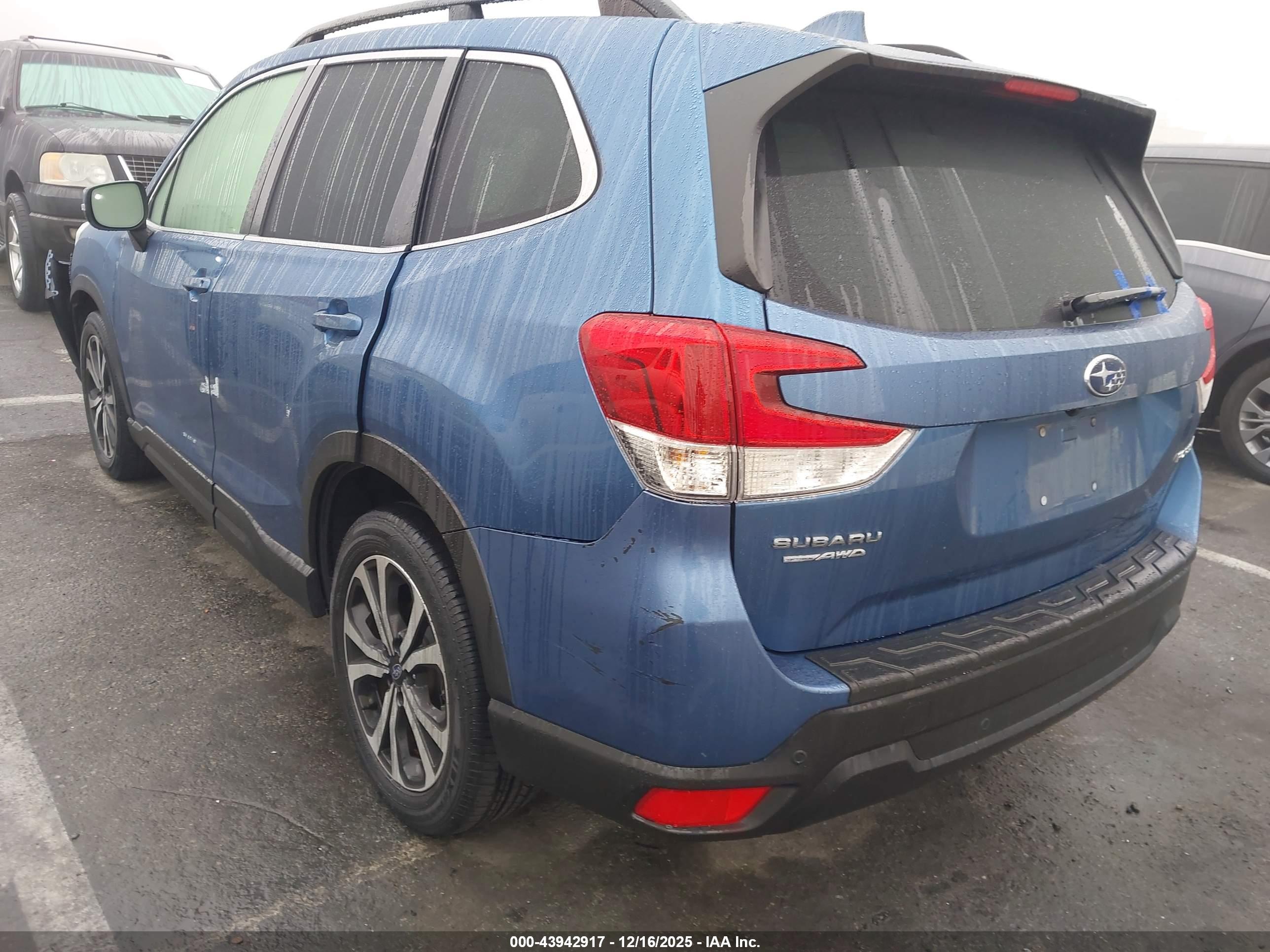 SUBARU FORESTER image 3