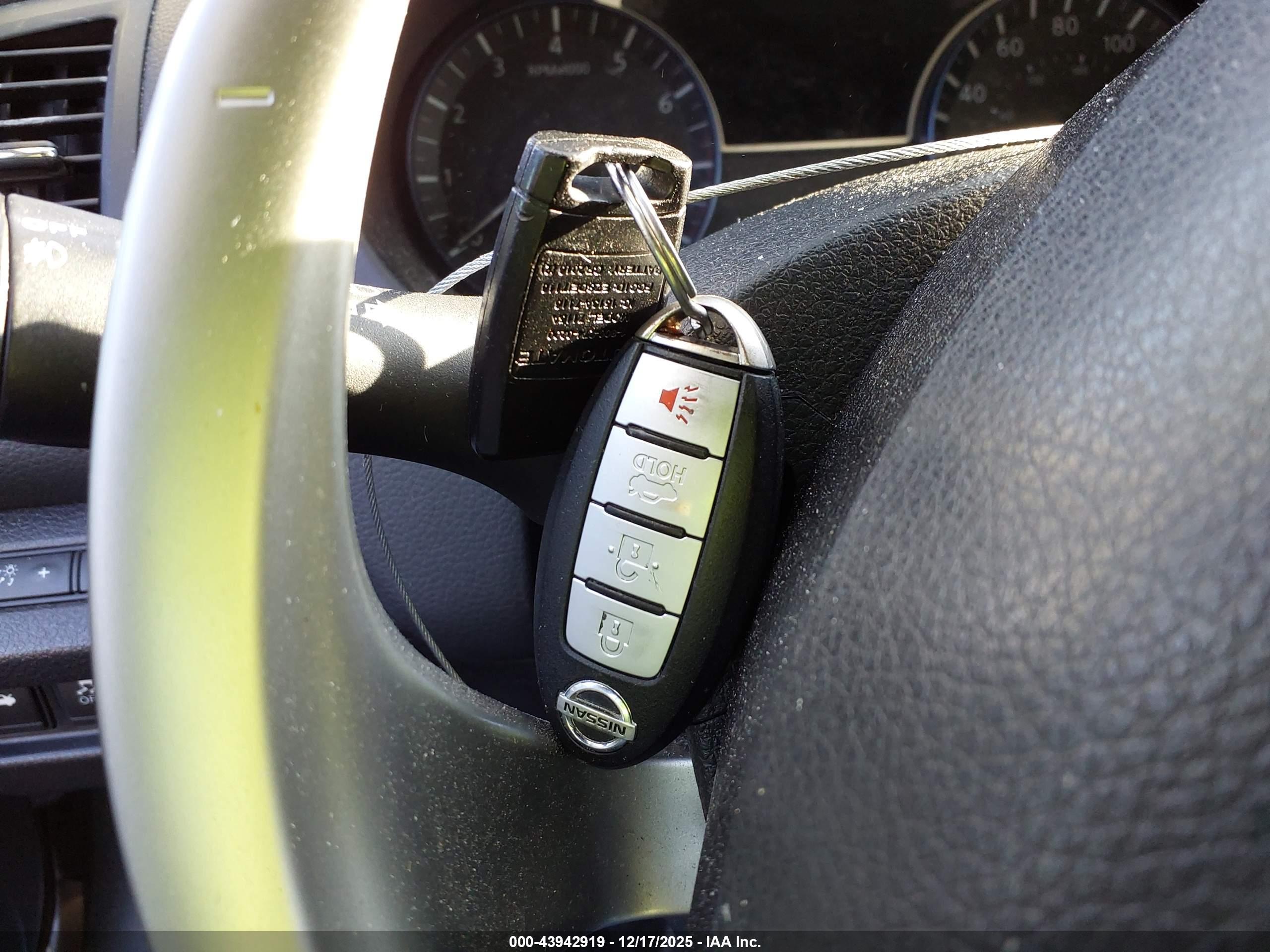 NISSAN ALTIMA image 11