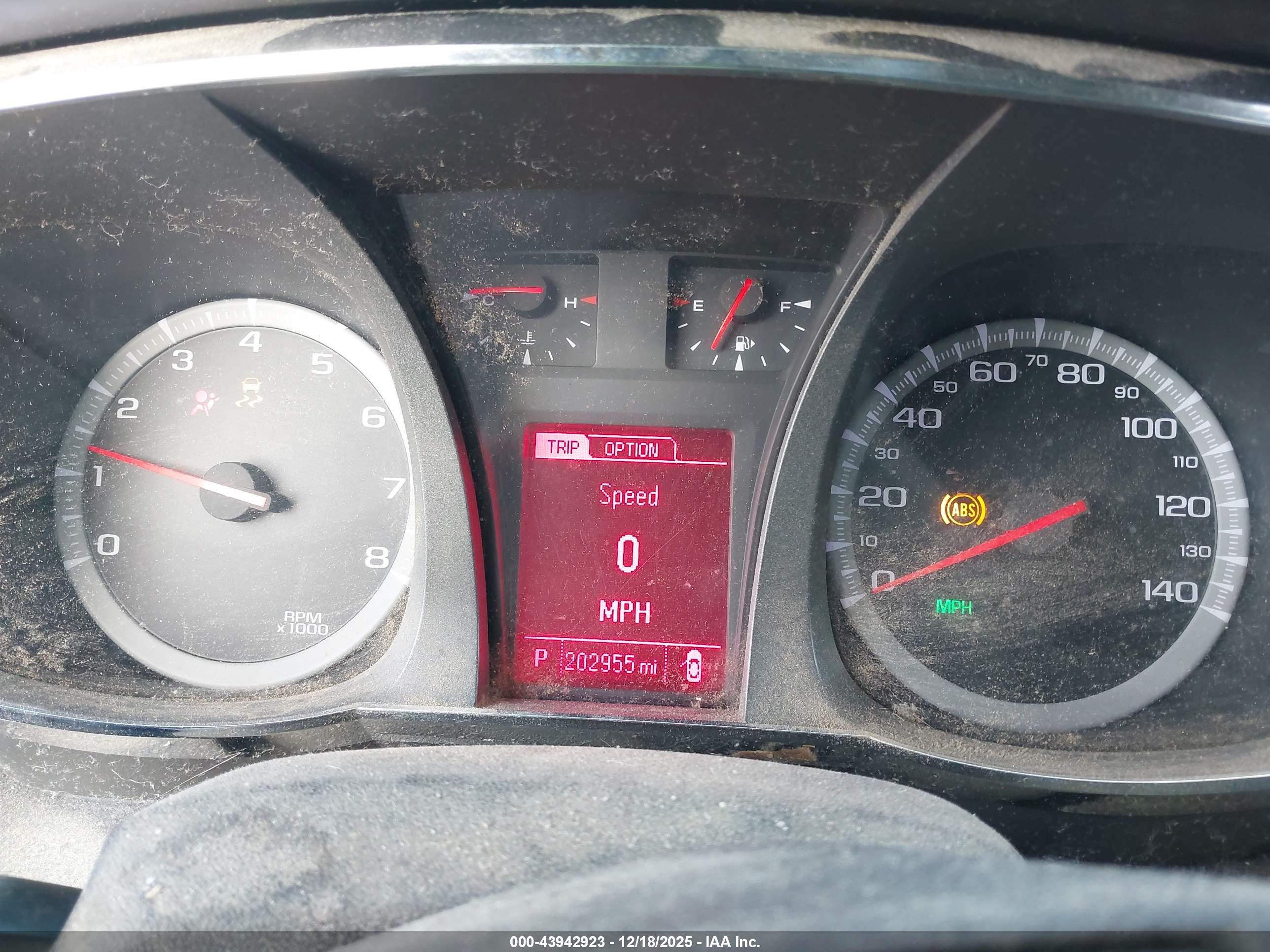 GMC TERRAIN image 7