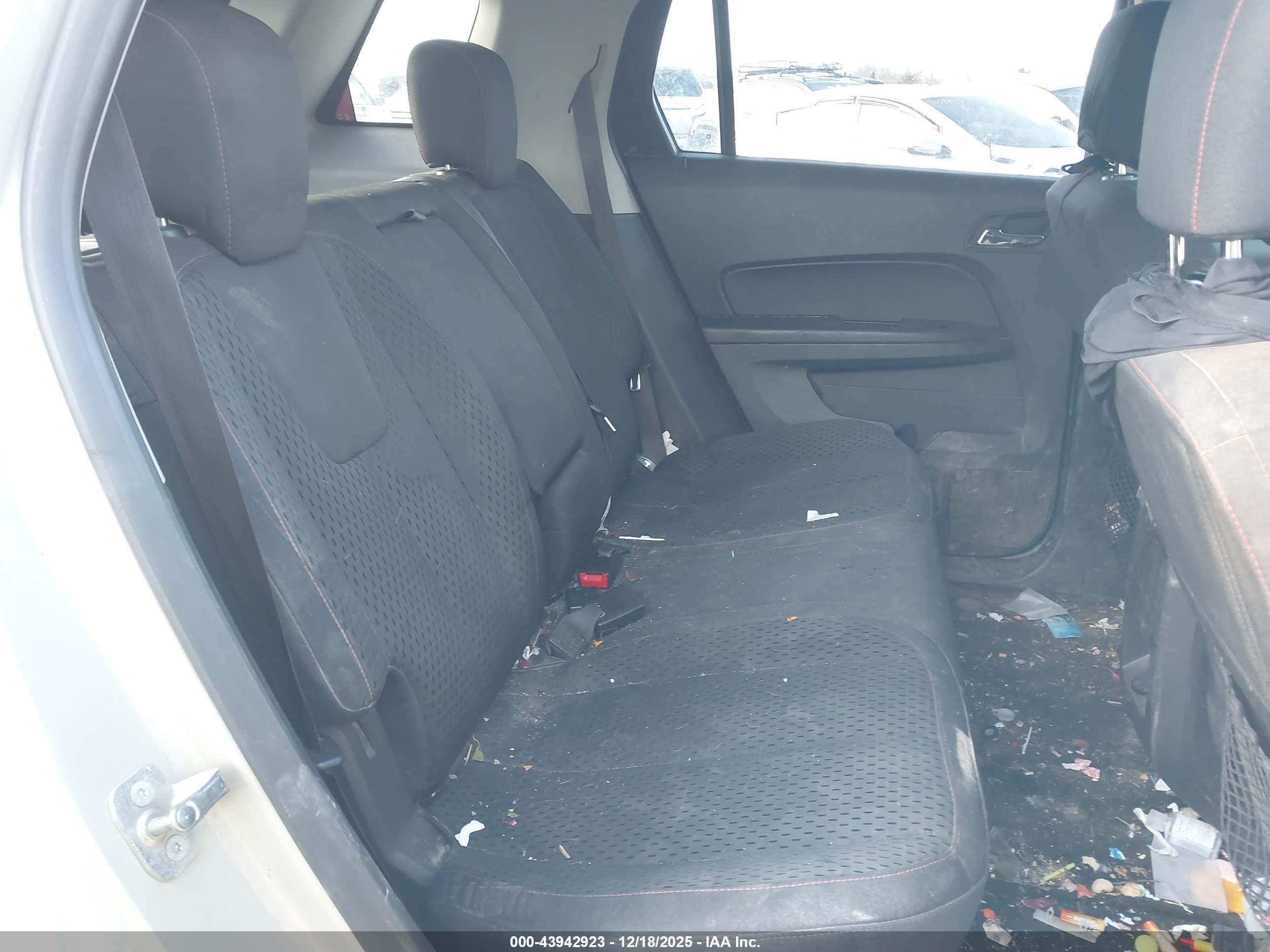 GMC TERRAIN image 8