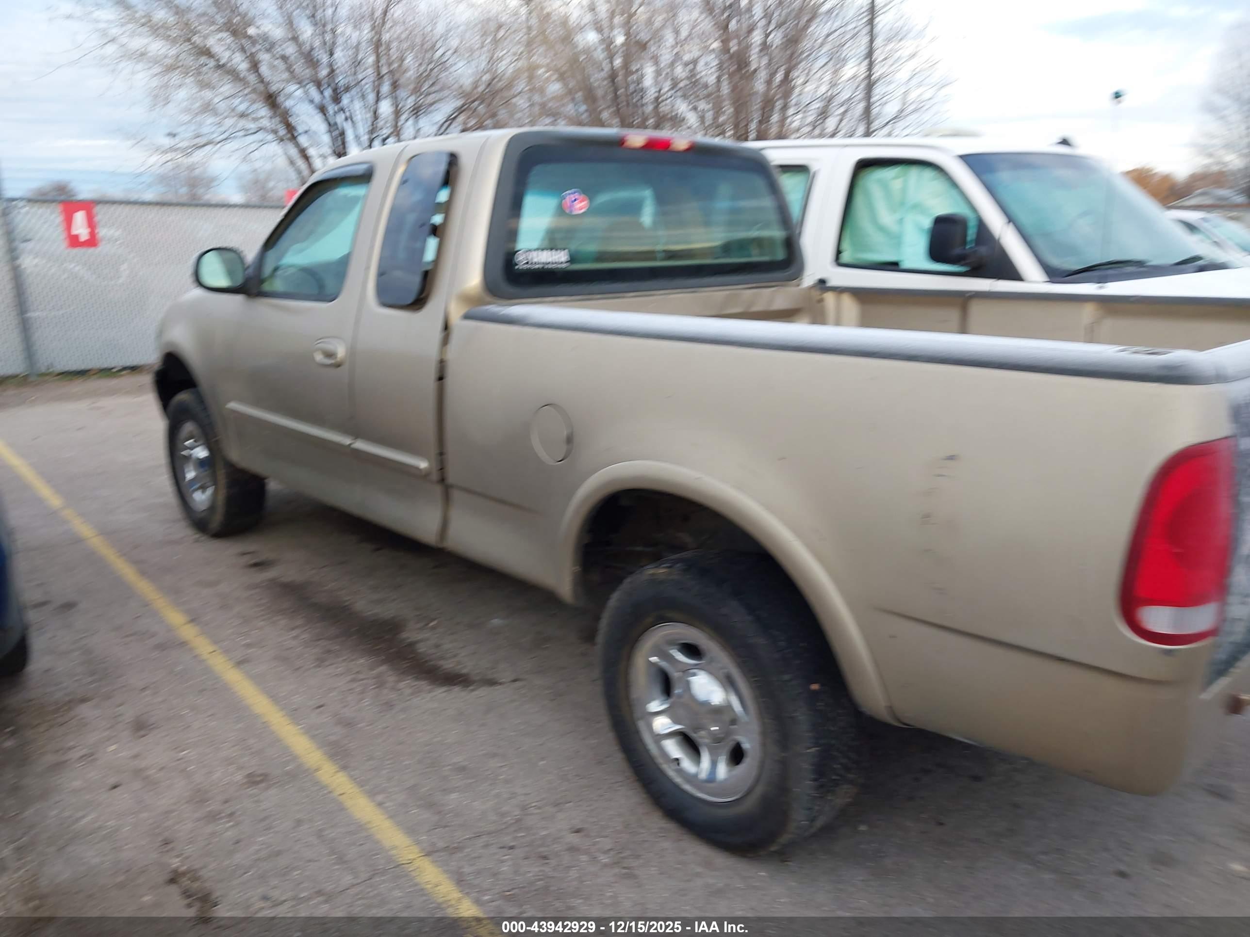 FORD F-150 image 3