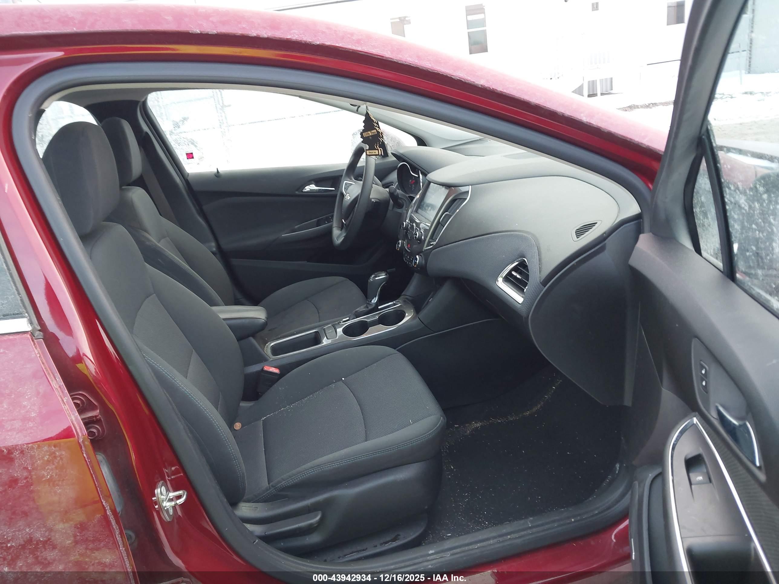 CHEVROLET CRUZE image 5