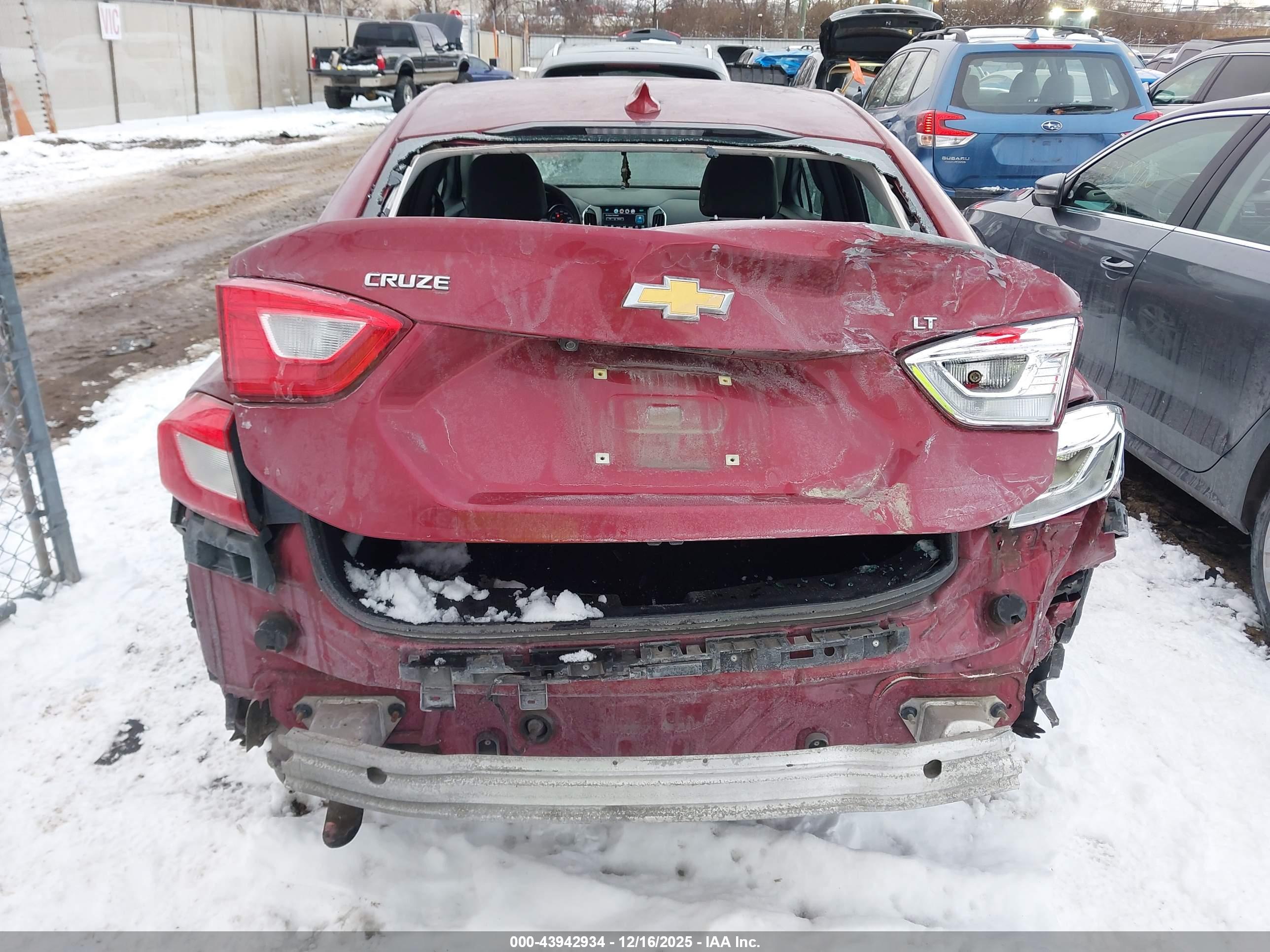 CHEVROLET CRUZE image 6