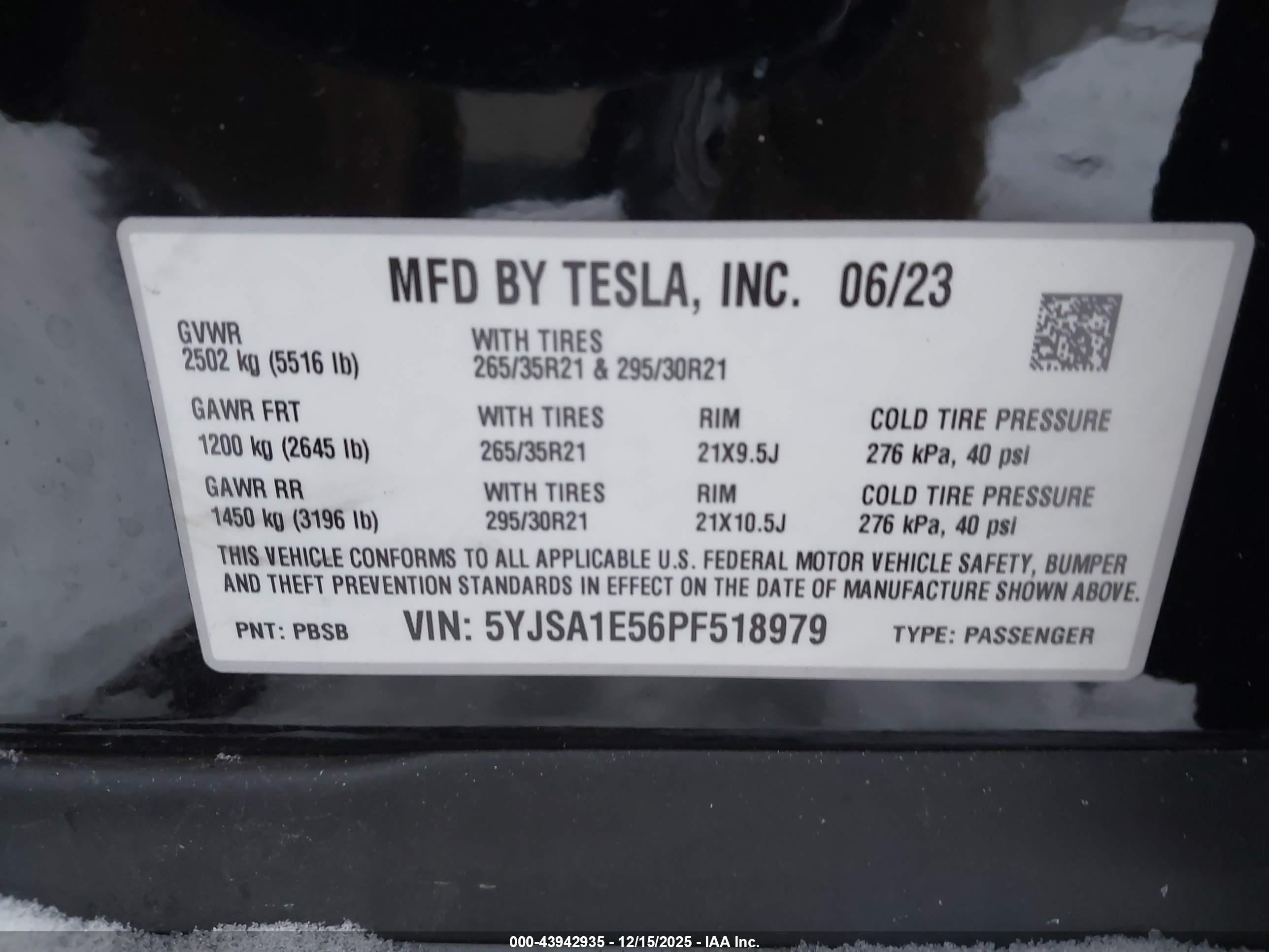 TESLA MODEL image 9