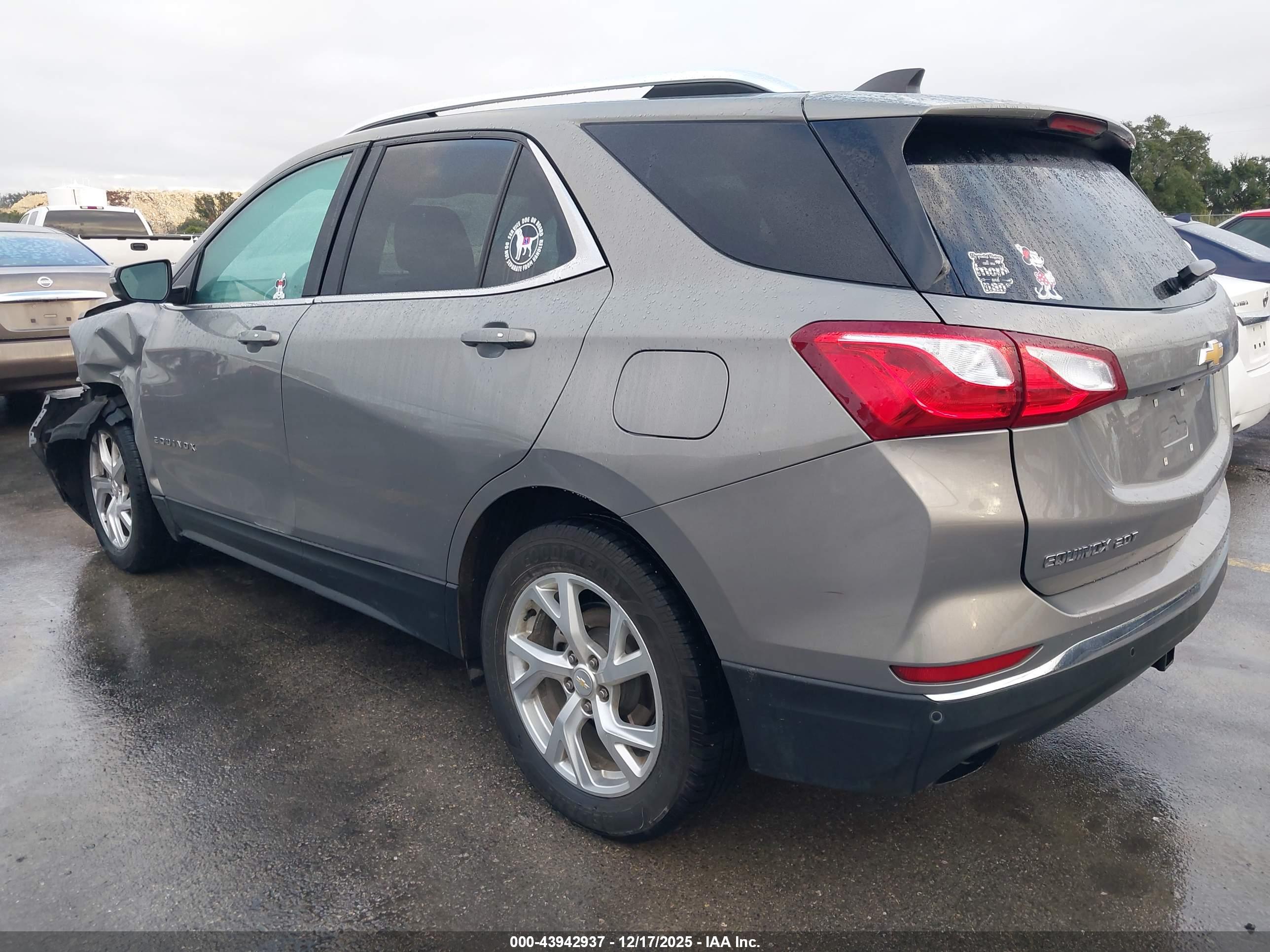CHEVROLET EQUINOX image 3