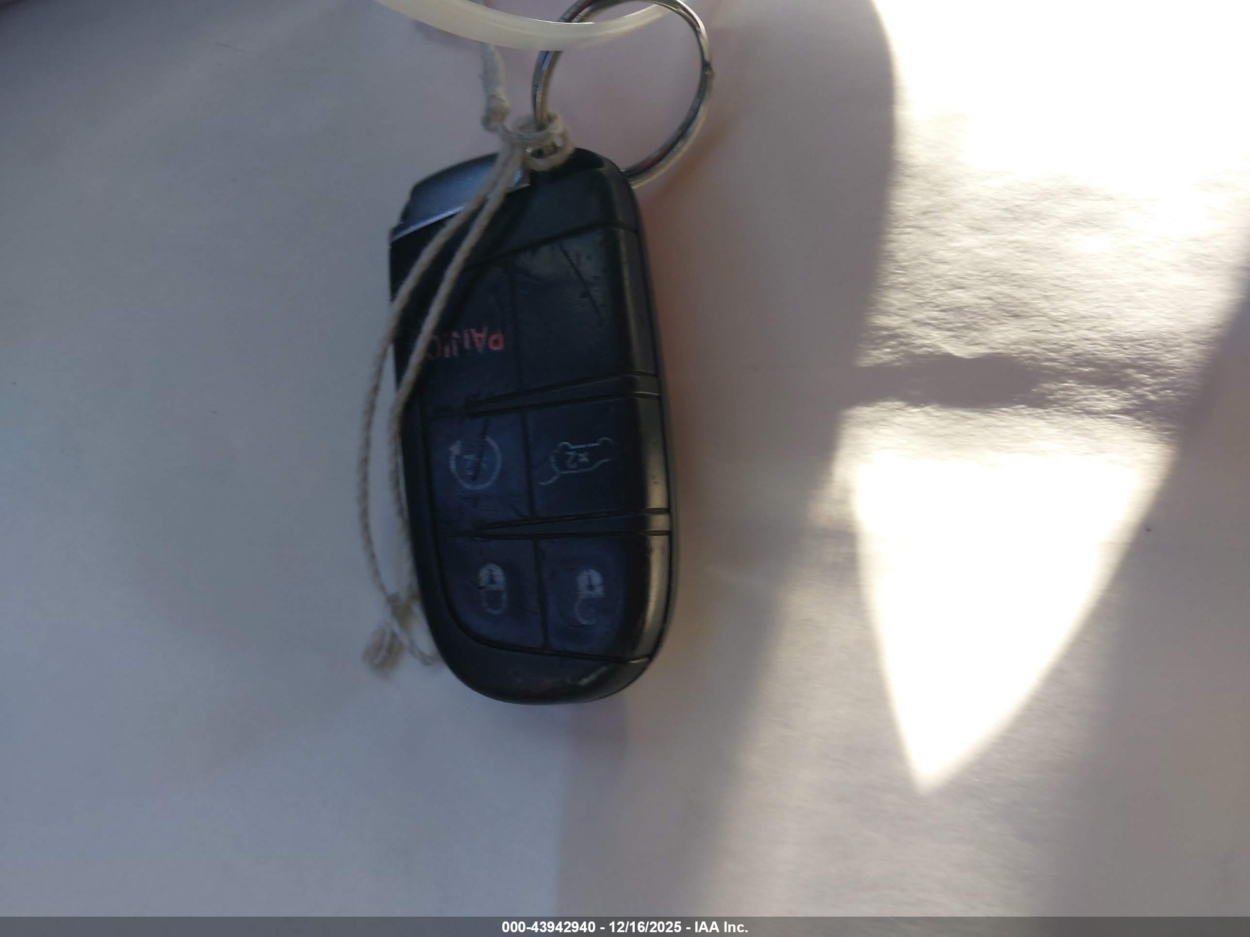 JEEP GRAND image 11