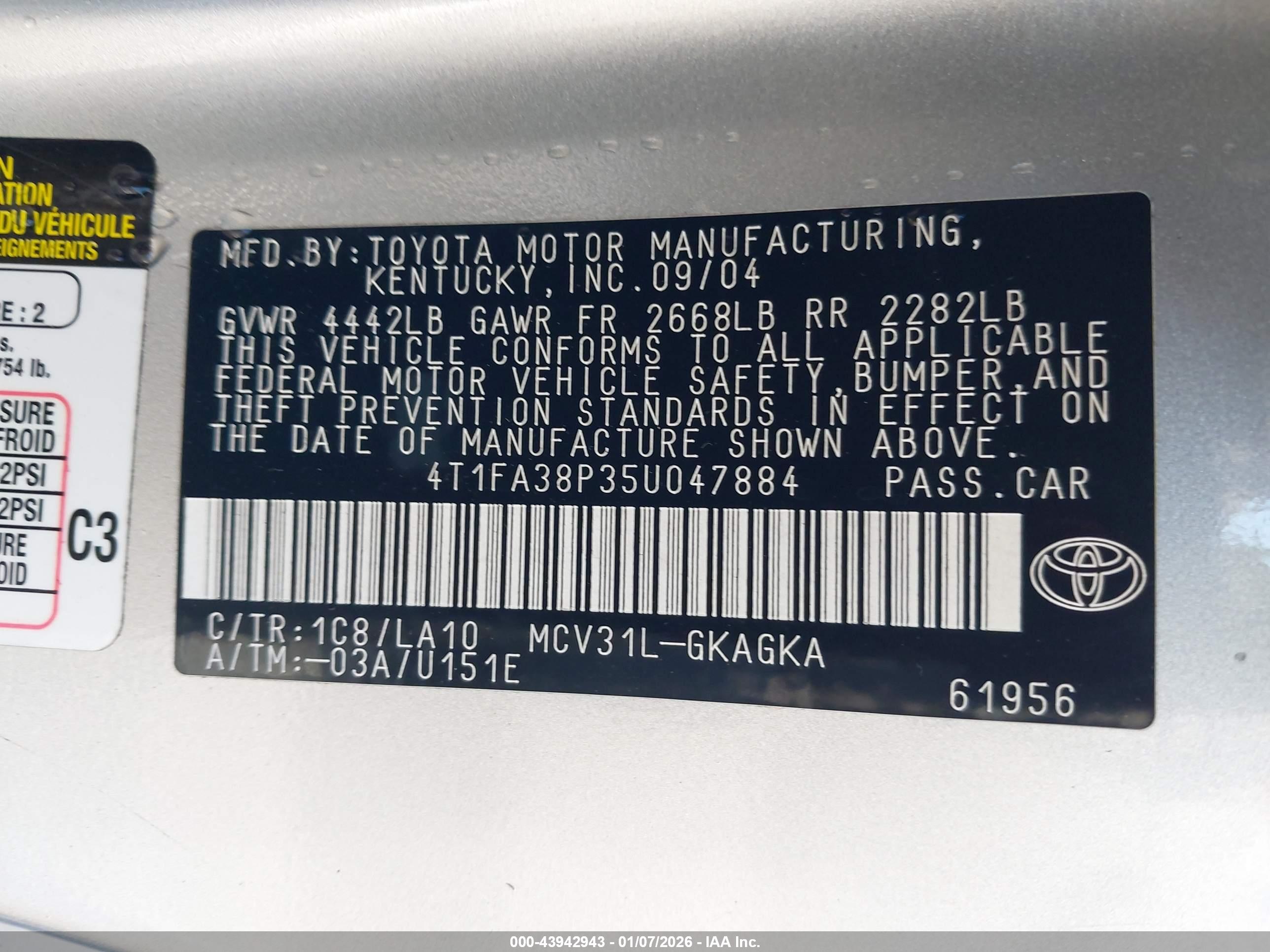 TOYOTA CAMRY image 9