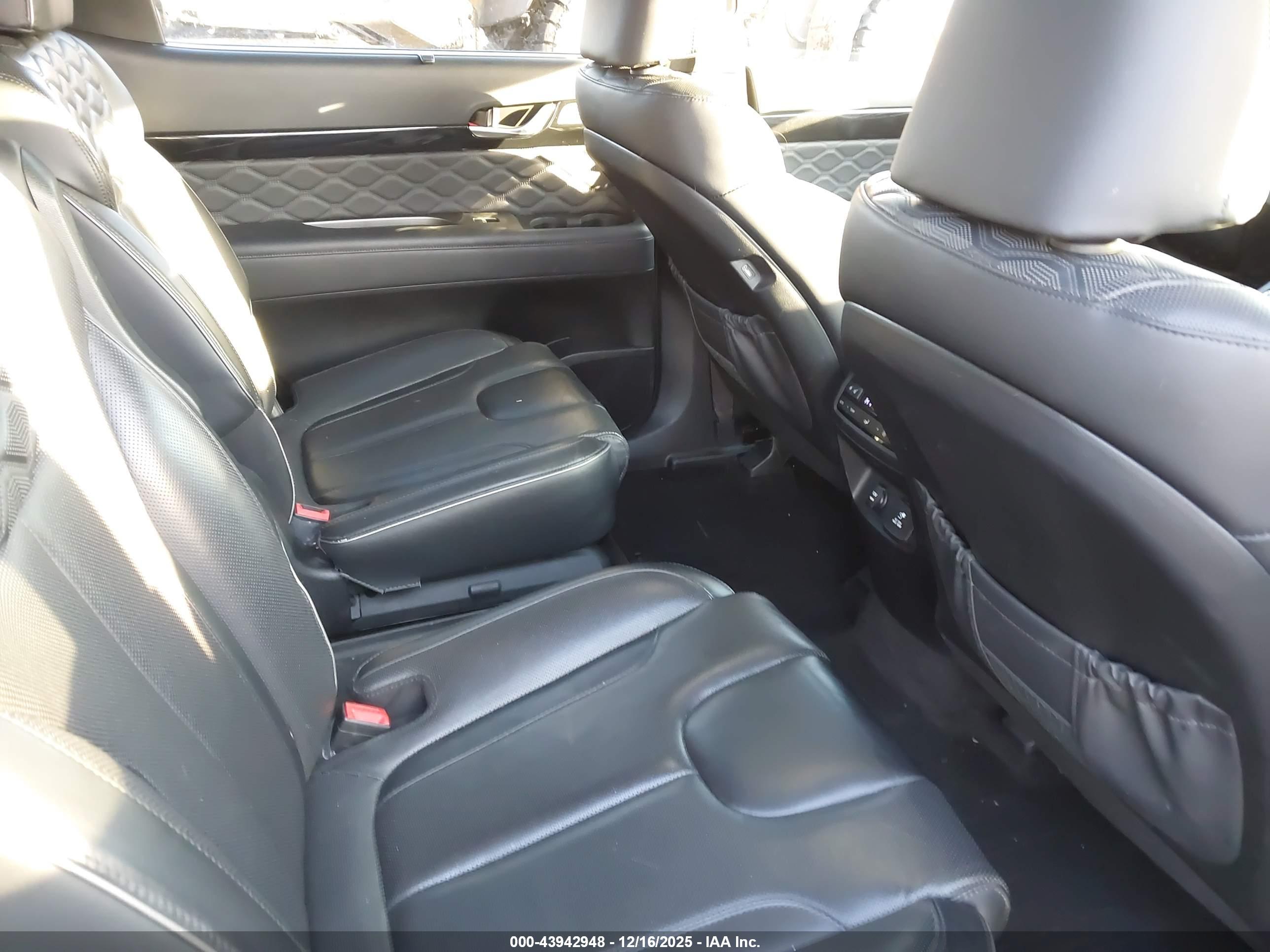 HYUNDAI PALISADE image 8
