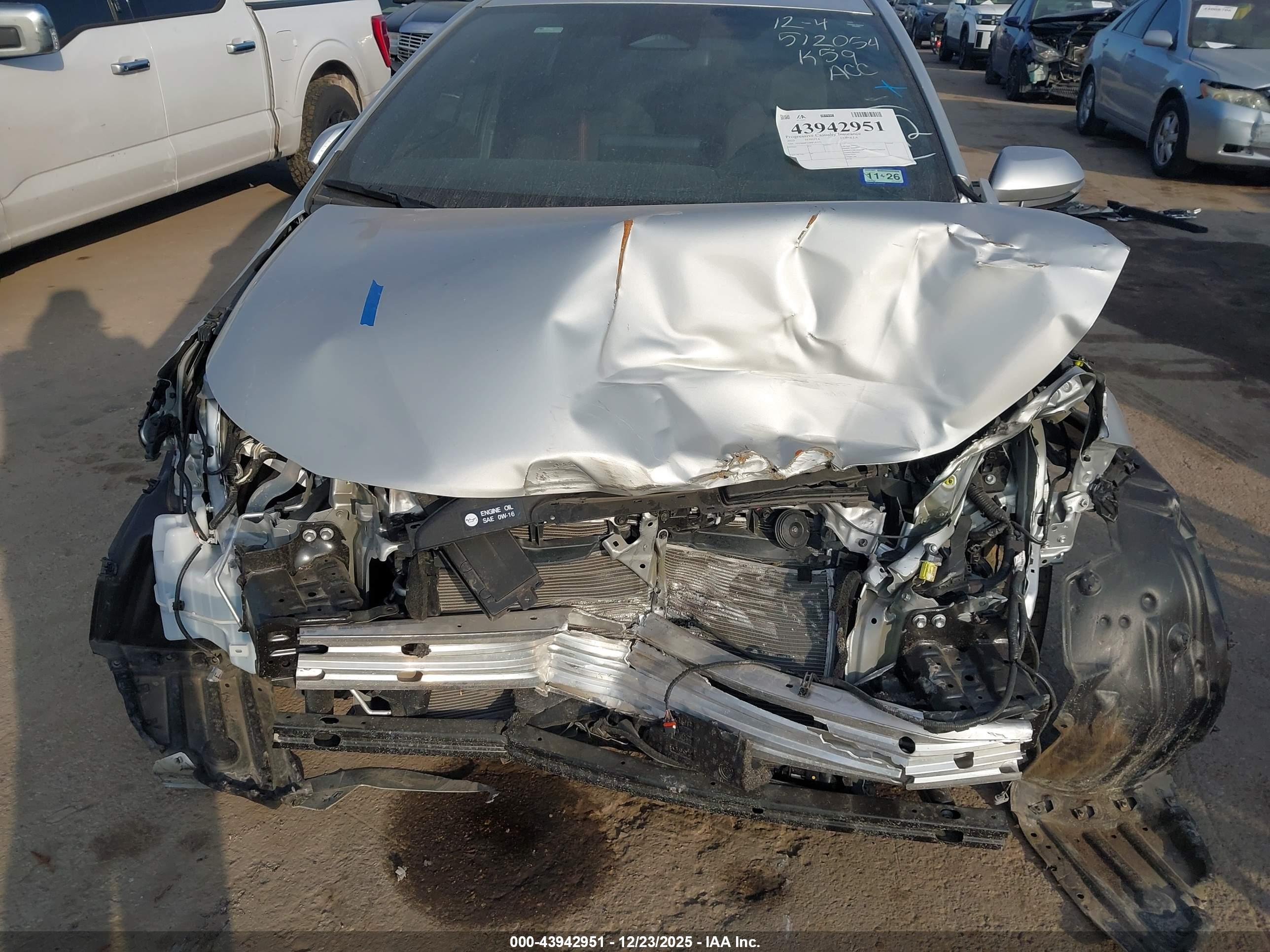 TOYOTA COROLLA image 6