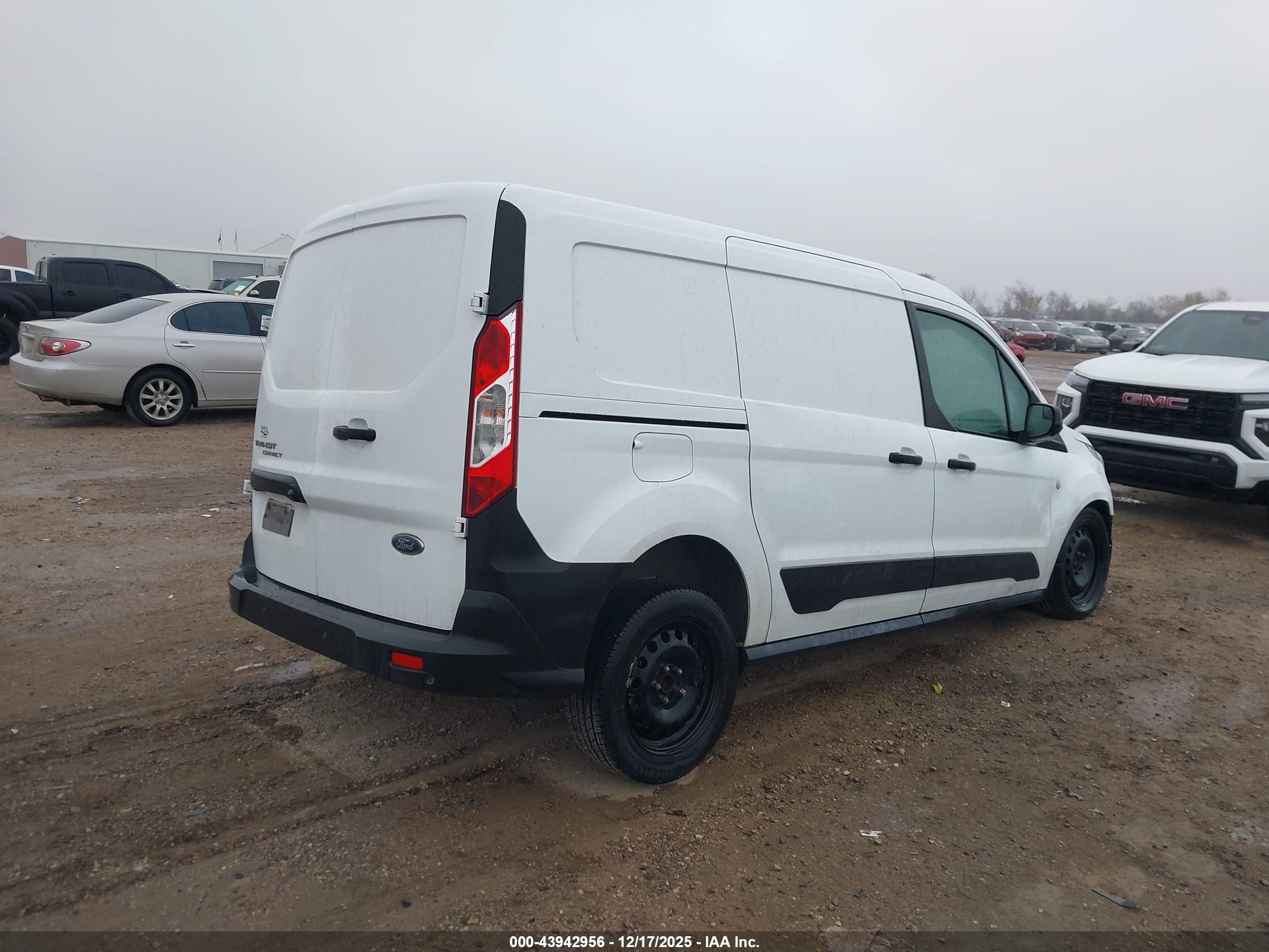 FORD TRANSIT image 4